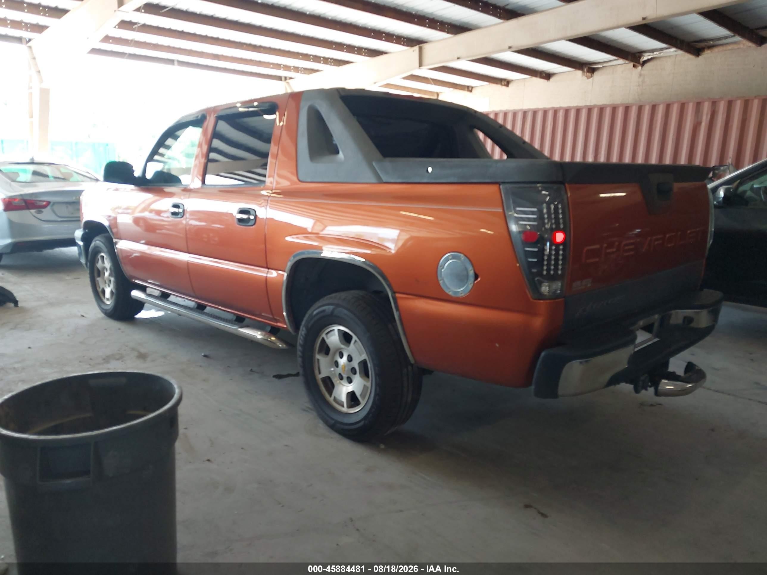 2005 Chevrolet Avalanche 1500 Ls Оранжевый vin: 3GNEC12ZX5G281068