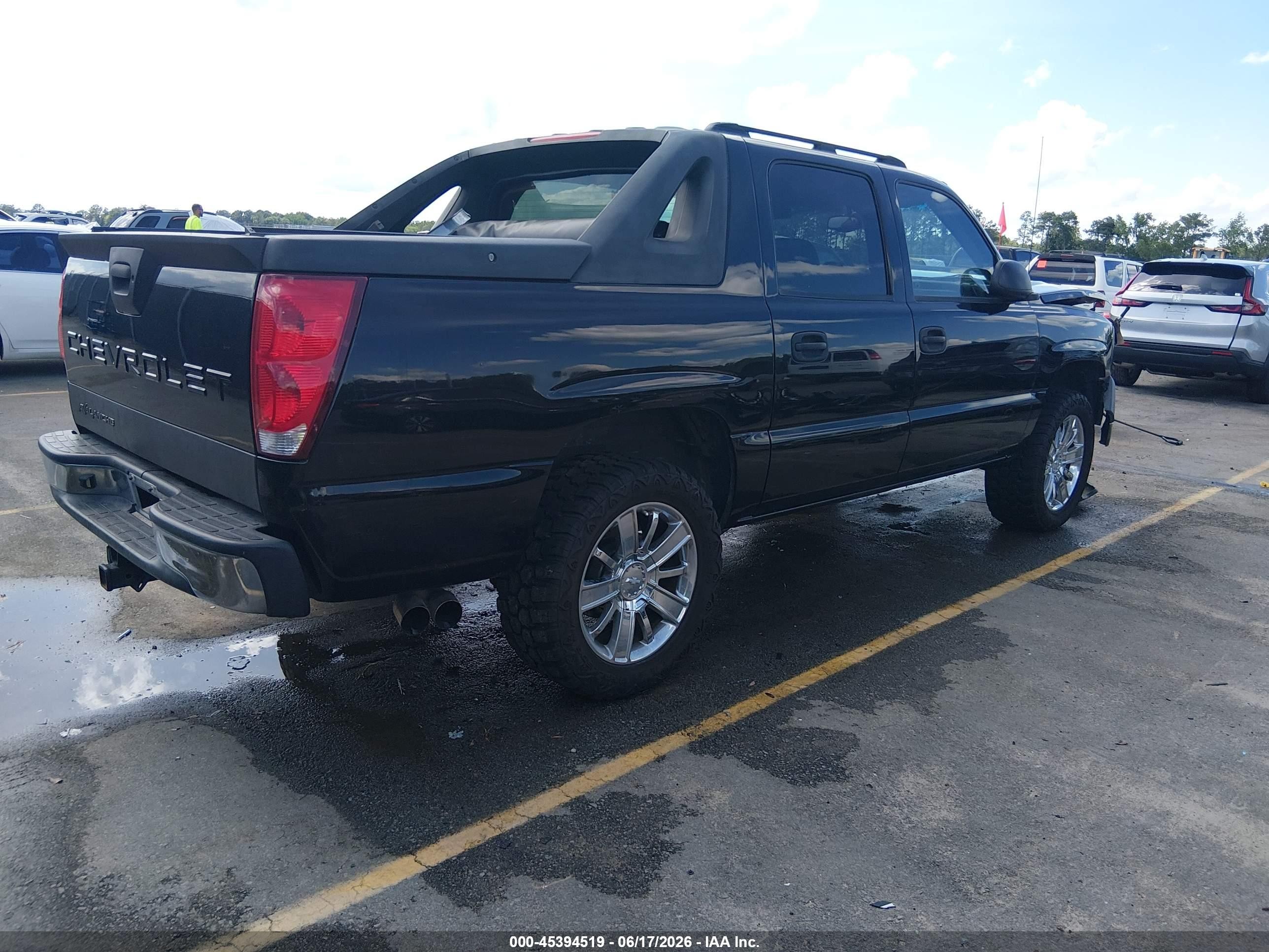 2006 Chevrolet Avalanche 1500 Ls Black vin: 3GNEC12ZX6G125419