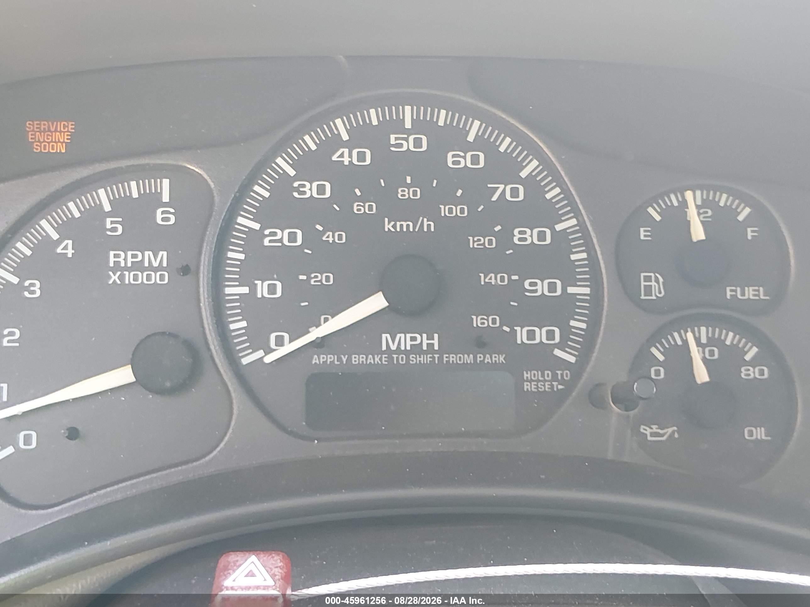 2002 Chevrolet Avalanche 1500   Orange vin: 3GNEC13T02G267203