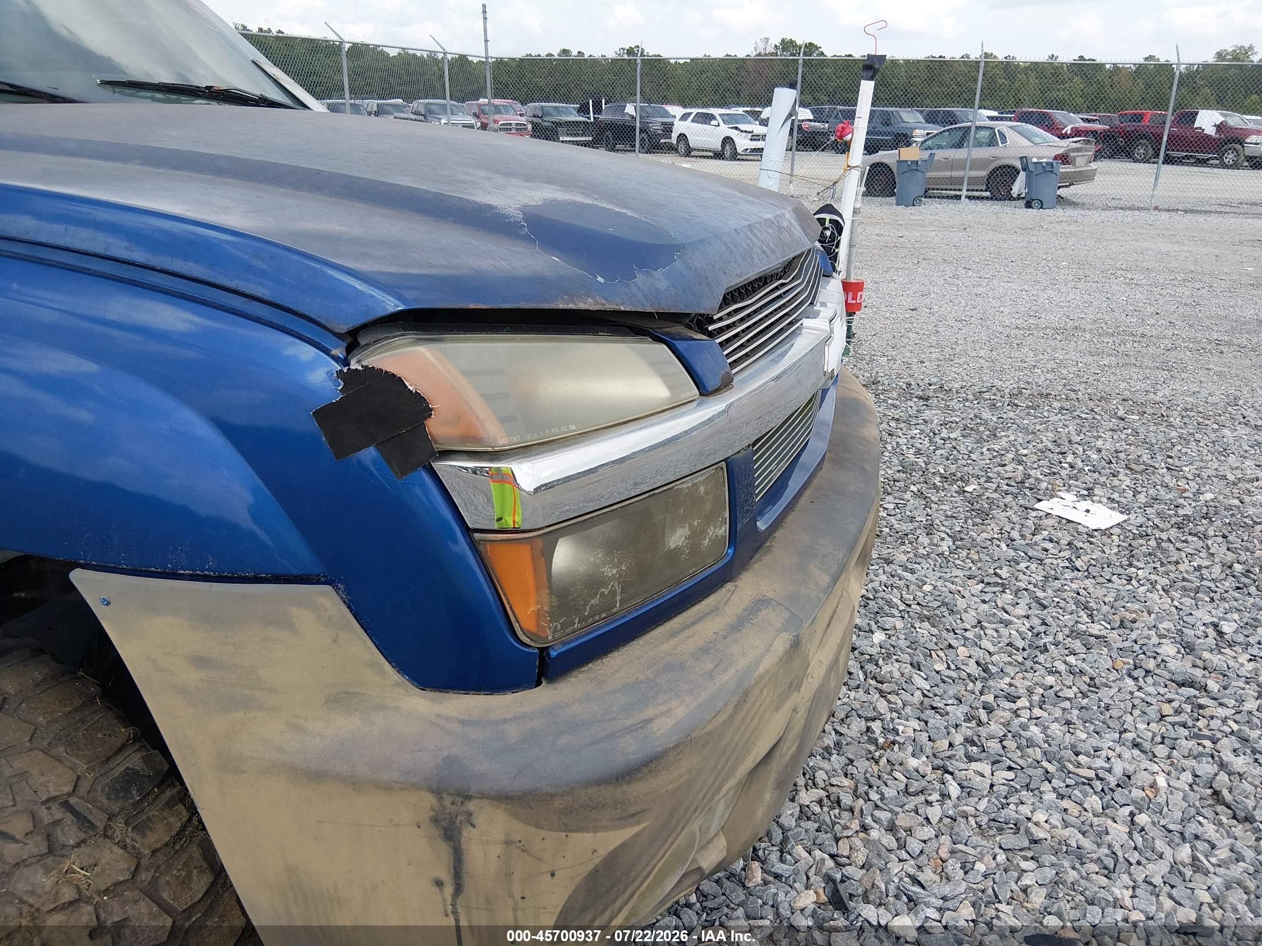 2003 Chevrolet Avalanche 1500   Blue vin: 3GNEC13T13G114458