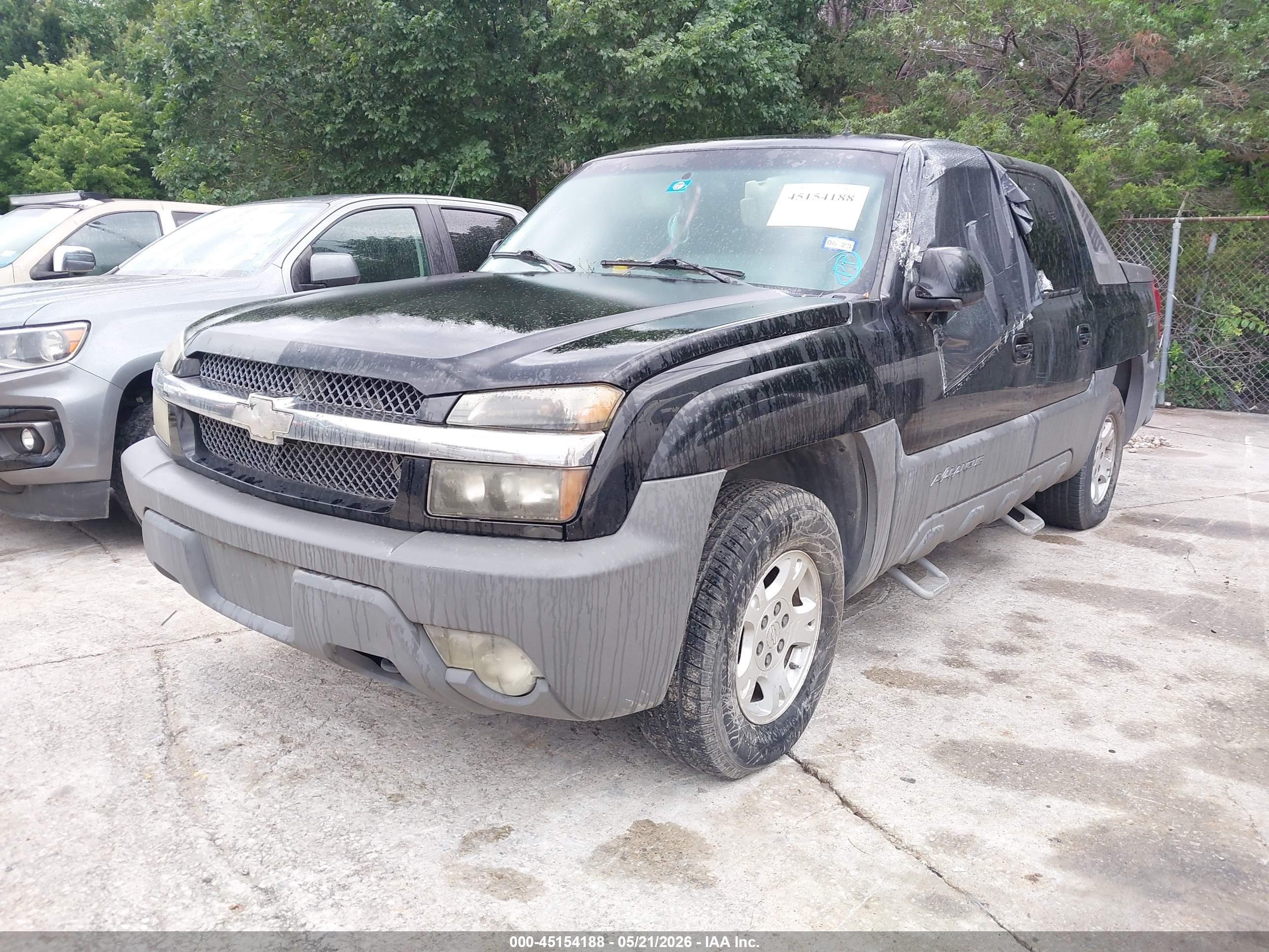 2002 Chevrolet Avalanche 1500   Black vin: 3GNEC13T22G185585
