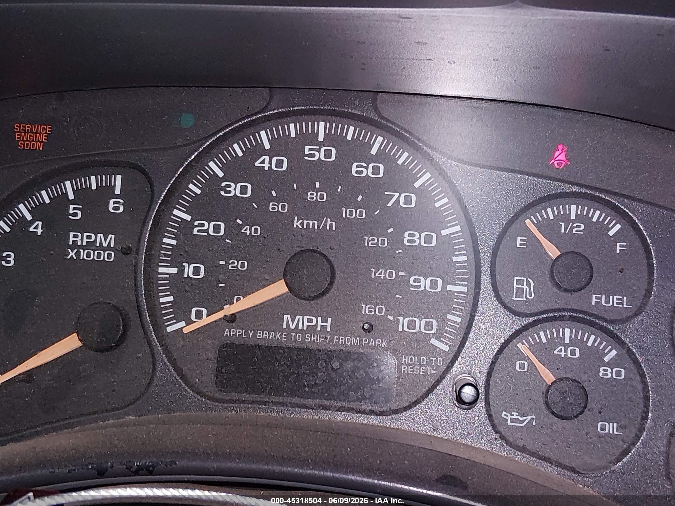 2002 Chevrolet Avalanche 1500   Красный vin: 3GNEC13T22G332049
