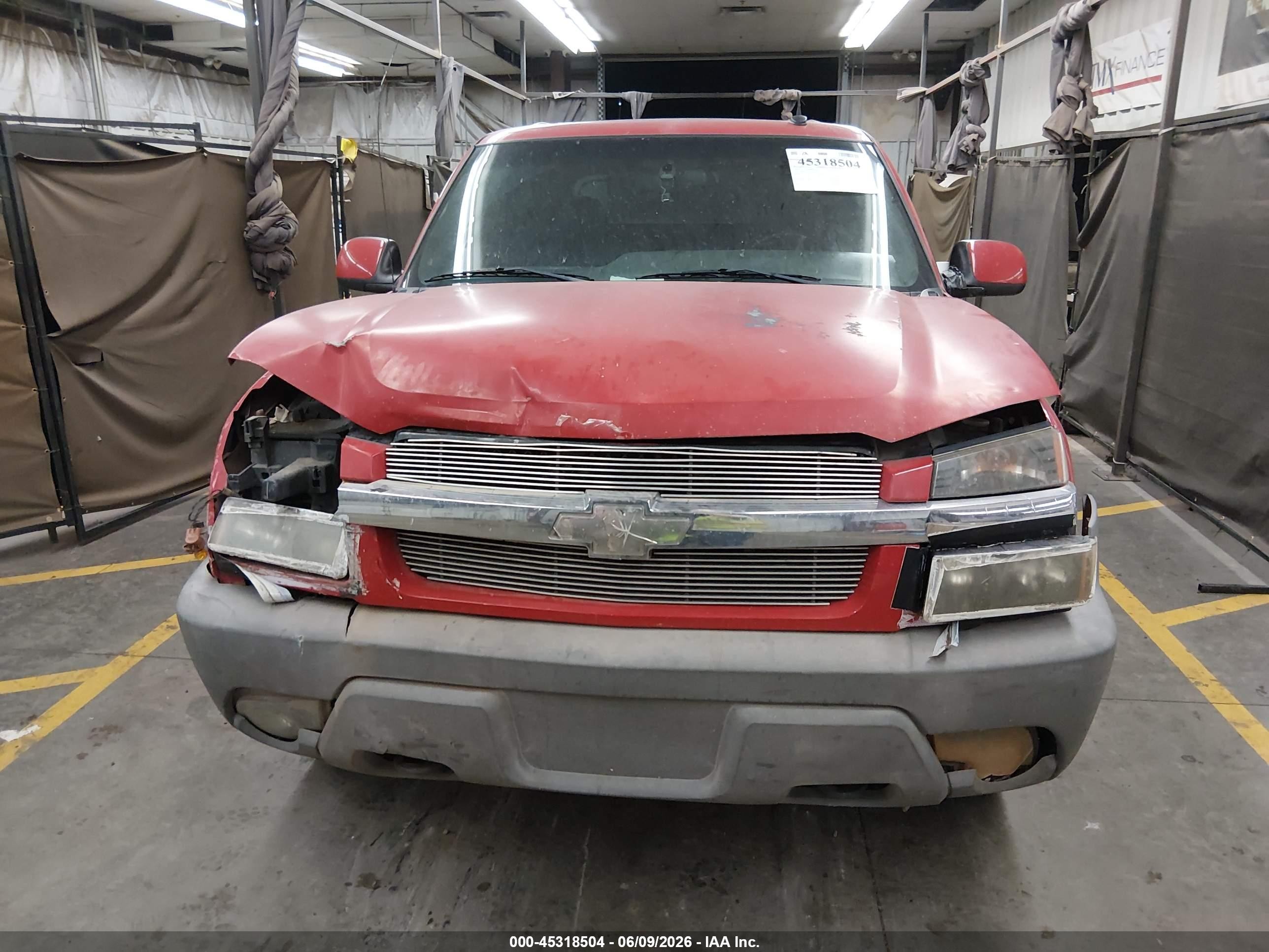 2002 Chevrolet Avalanche 1500   Красный vin: 3GNEC13T22G332049