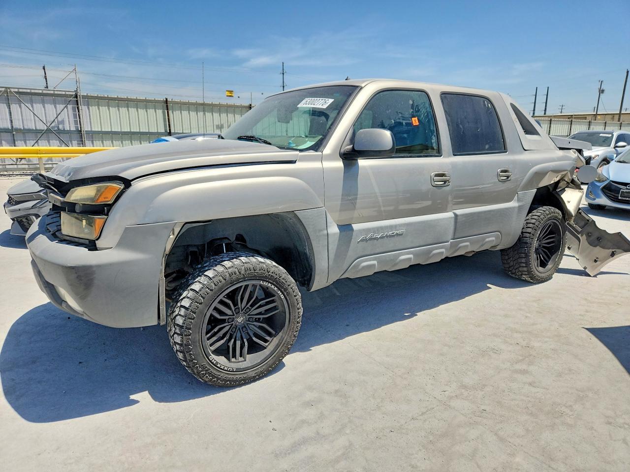 2002 Chevrolet Avalanche C1500 Серебряный vin: 3GNEC13T32G119269