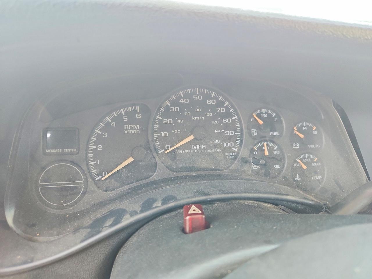 2002 Chevrolet Avalanche C1500 Серебряный vin: 3GNEC13T32G119269