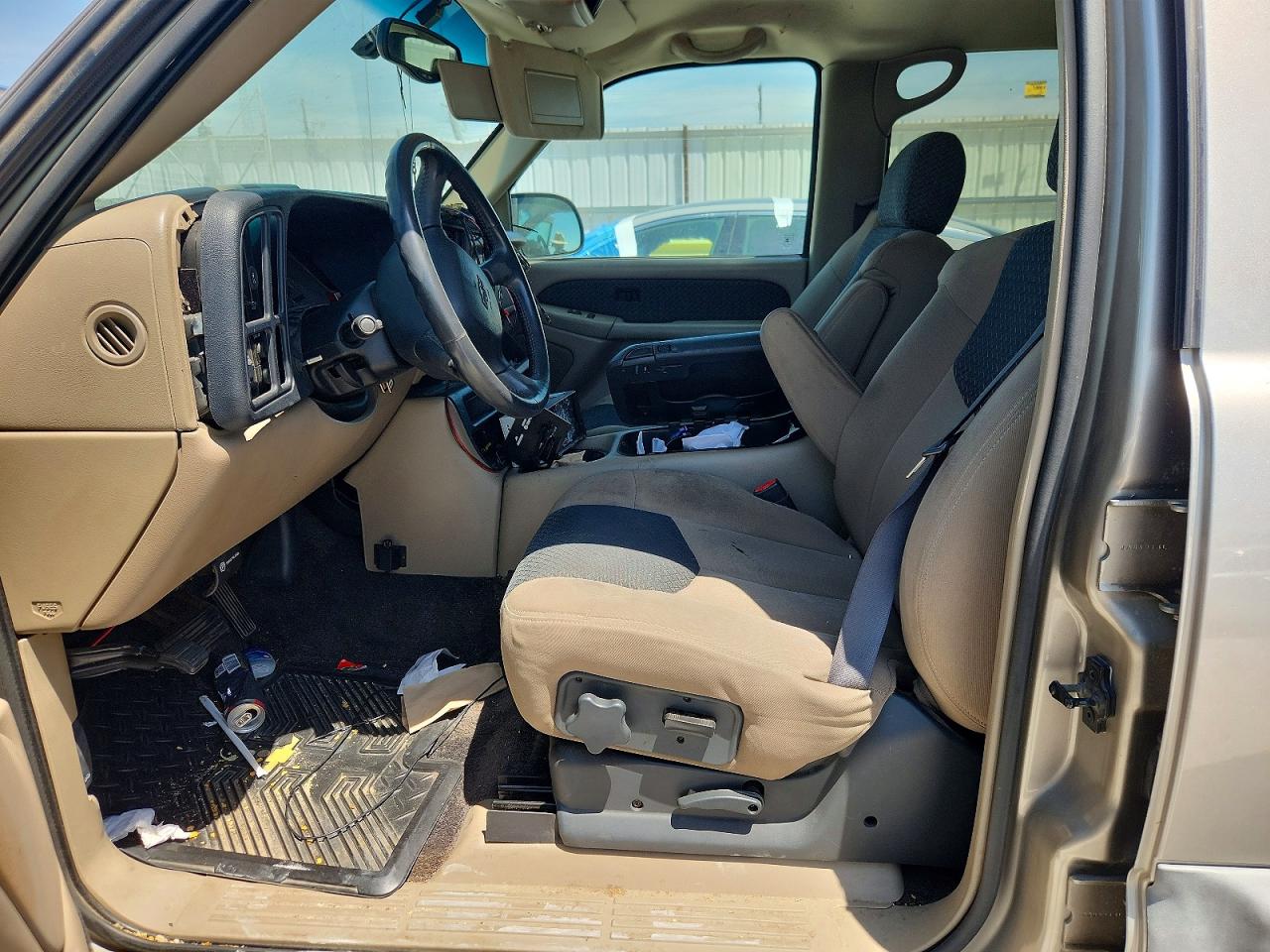 2002 Chevrolet Avalanche C1500 Серебряный vin: 3GNEC13T32G119269