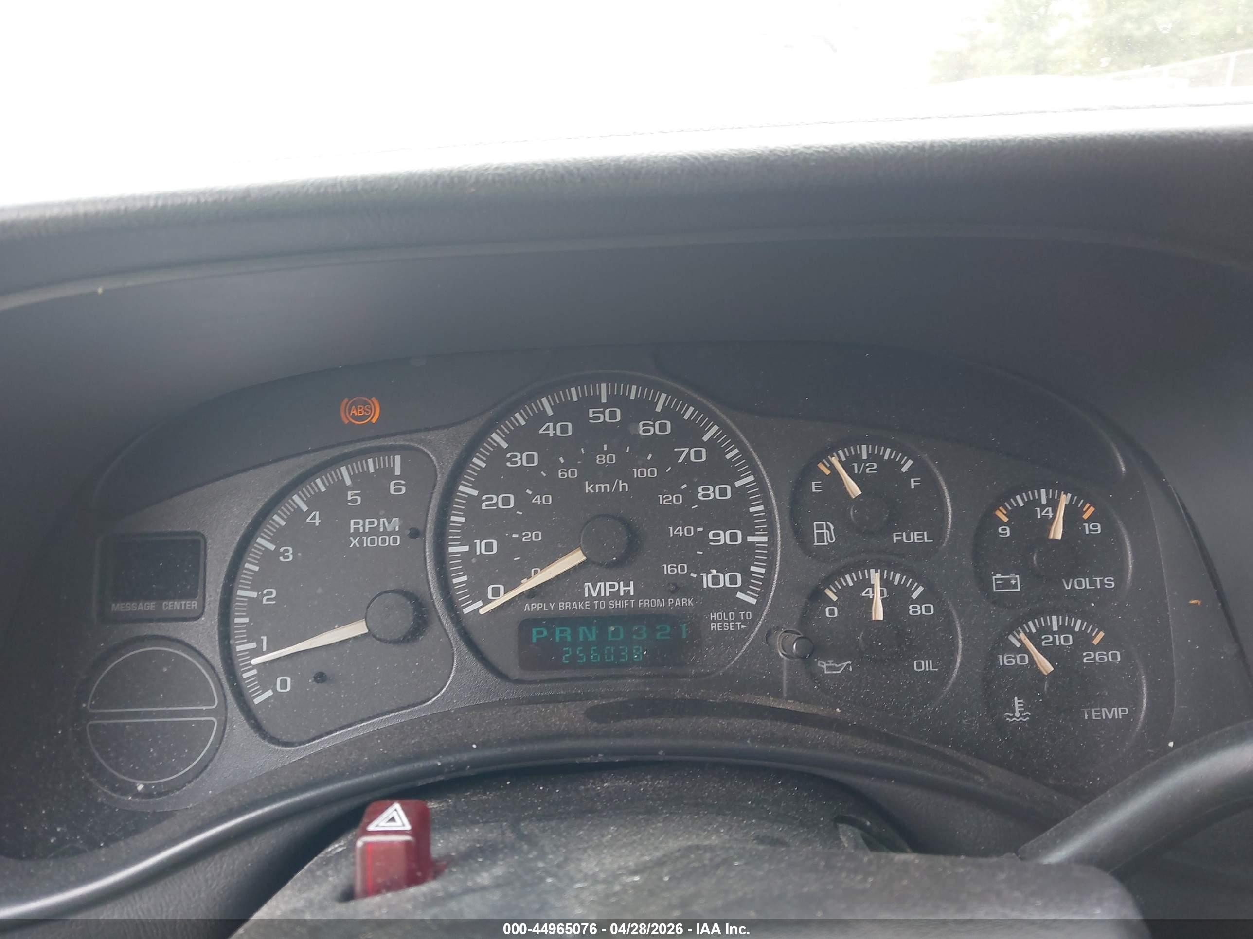 2002 Chevrolet Avalanche 1500   Белый vin: 3GNEC13T32G160467