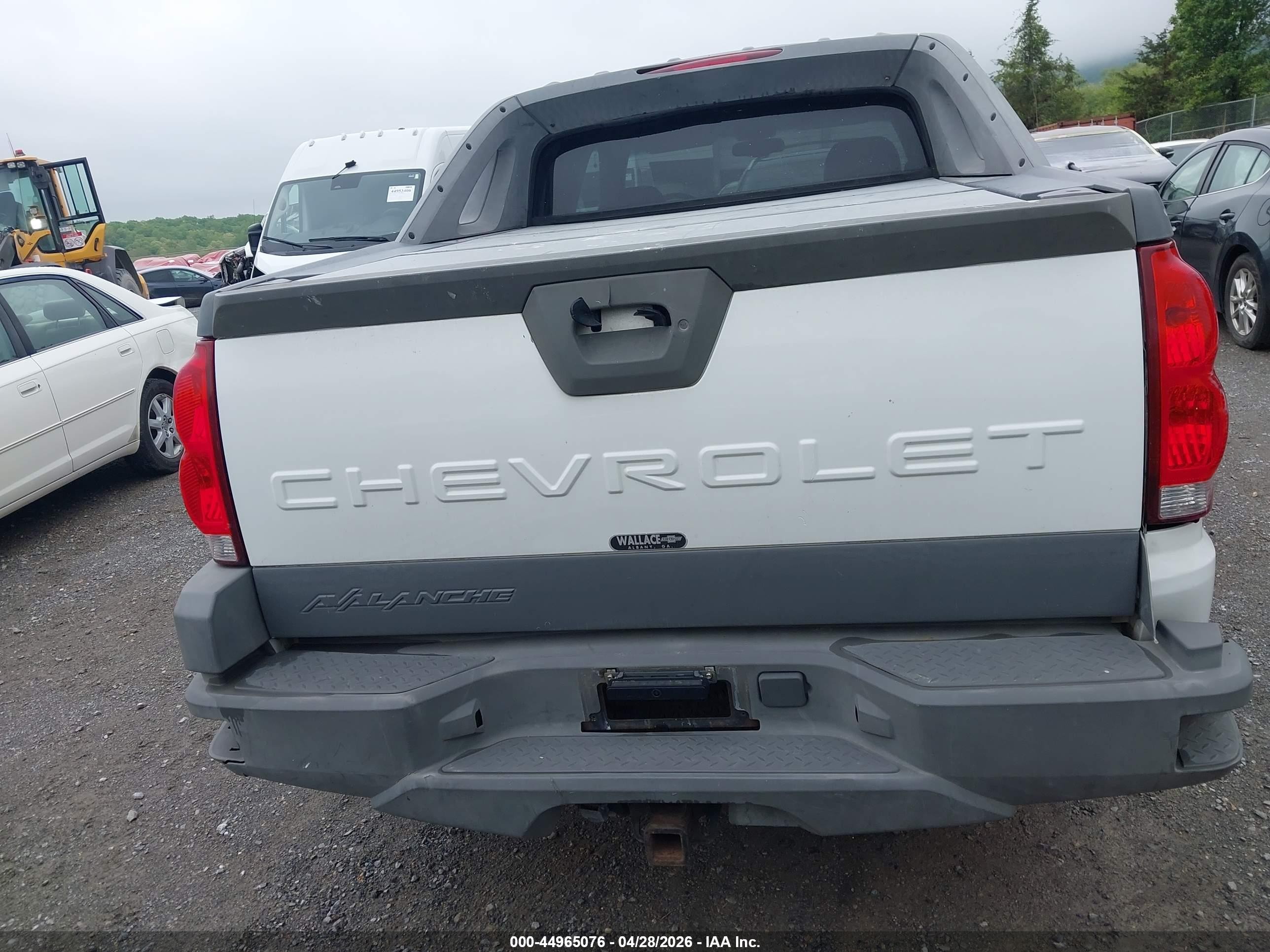 2002 Chevrolet Avalanche 1500   Белый vin: 3GNEC13T32G160467