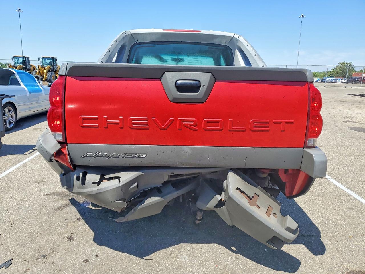 2002 Chevrolet Avalanche C1500 Red vin: 3GNEC13T32G335672