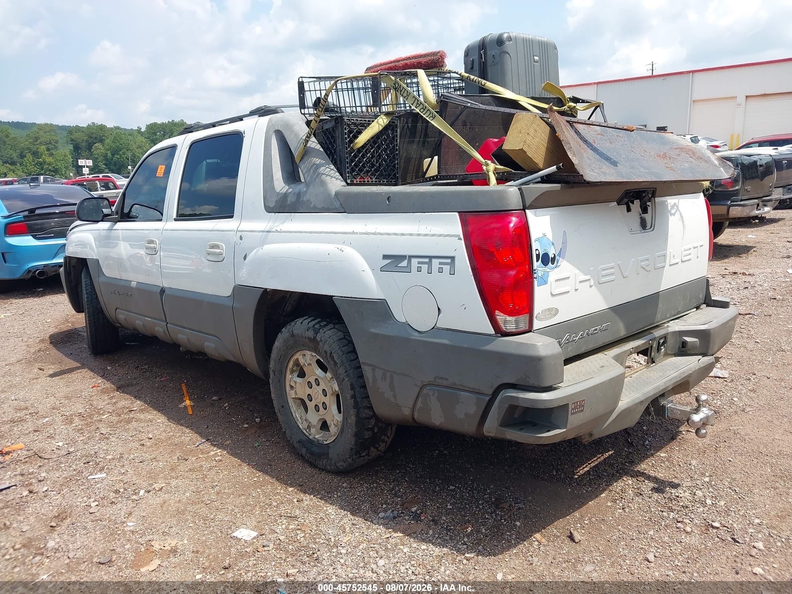 2002 Chevrolet Avalanche 1500   White vin: 3GNEC13T32G360247