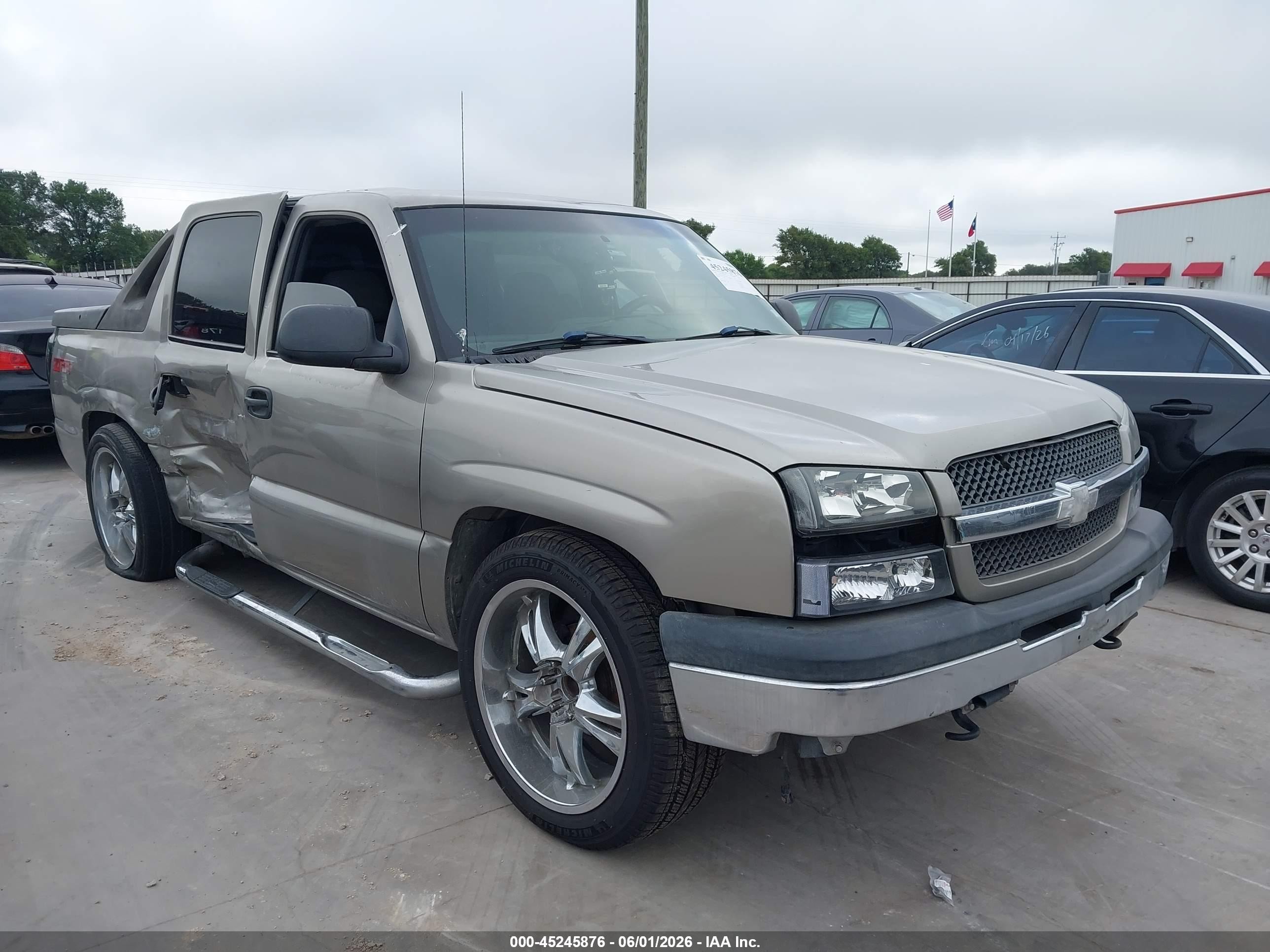 2003 Chevrolet Avalanche 1500   Silver vin: 3GNEC13T33G275460