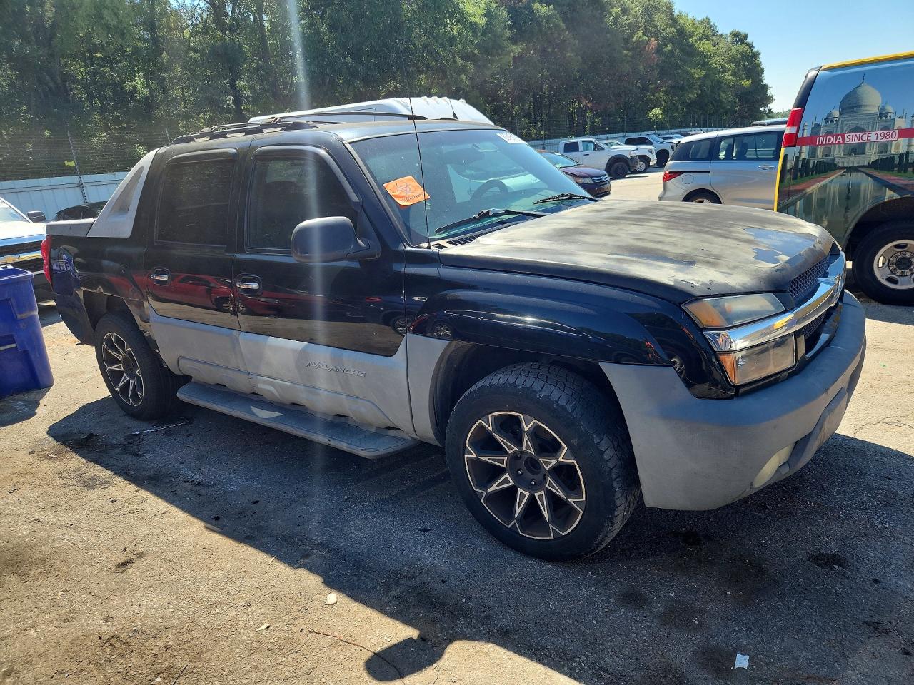 2002 Chevrolet Avalanche C1500 Black vin: 3GNEC13T42G167976