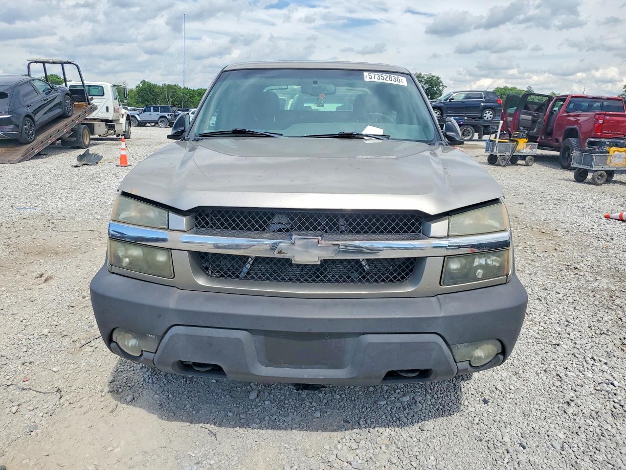 2003 Chevrolet Avalanche C1500 Tan vin: 3GNEC13T43G288914