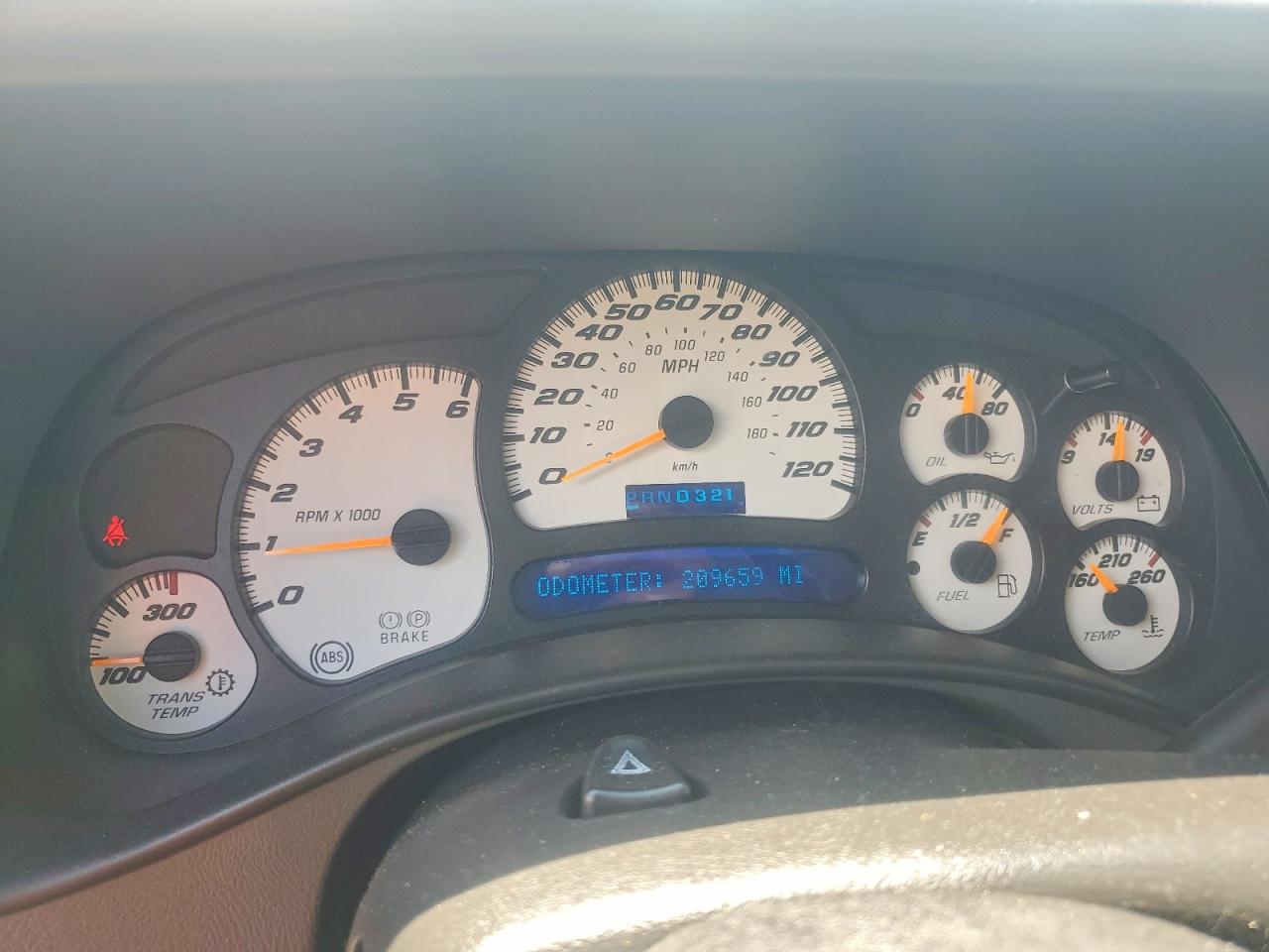 2003 Chevrolet Avalanche C1500 Red vin: 3GNEC13T43G293689