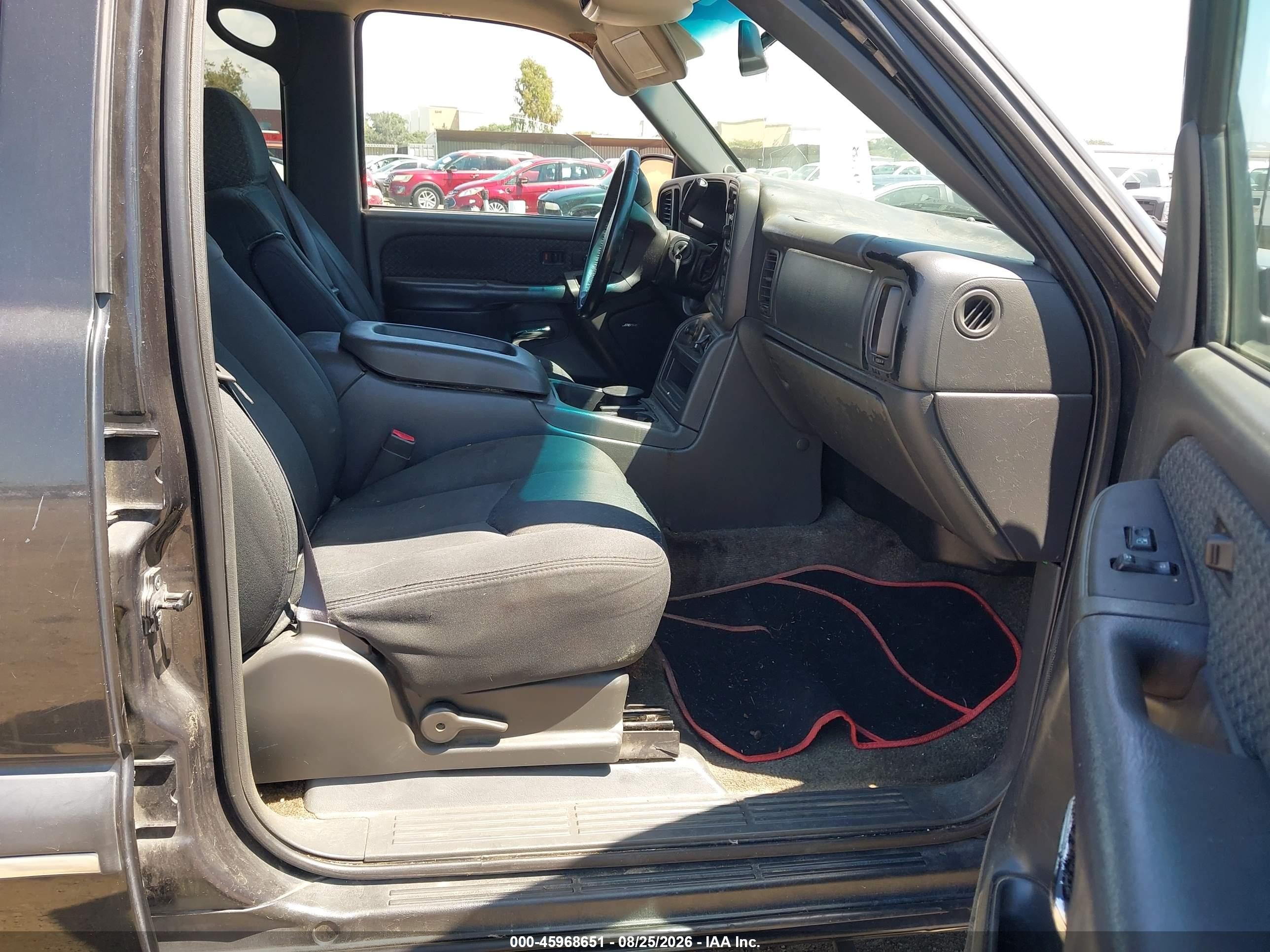 2003 Chevrolet Avalanche 1500   Gray vin: 3GNEC13T43G341921