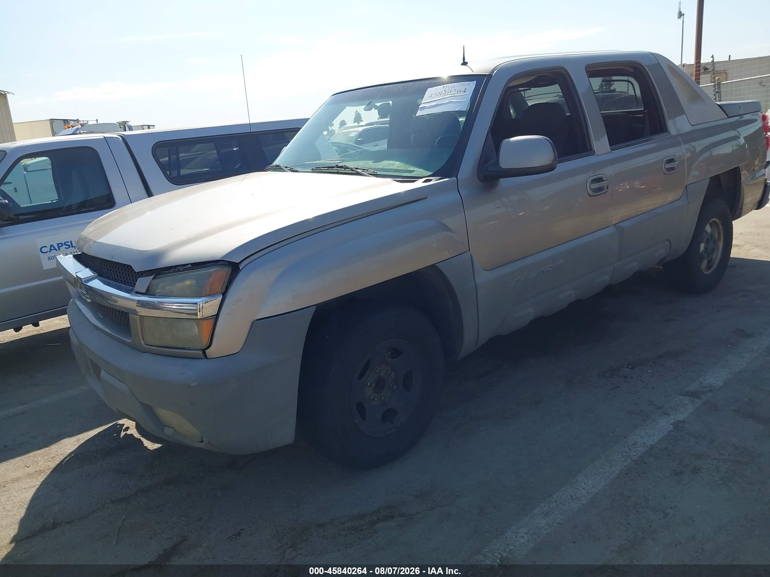 2002 Chevrolet Avalanche 1500   Champagne vin: 3GNEC13T52G127521