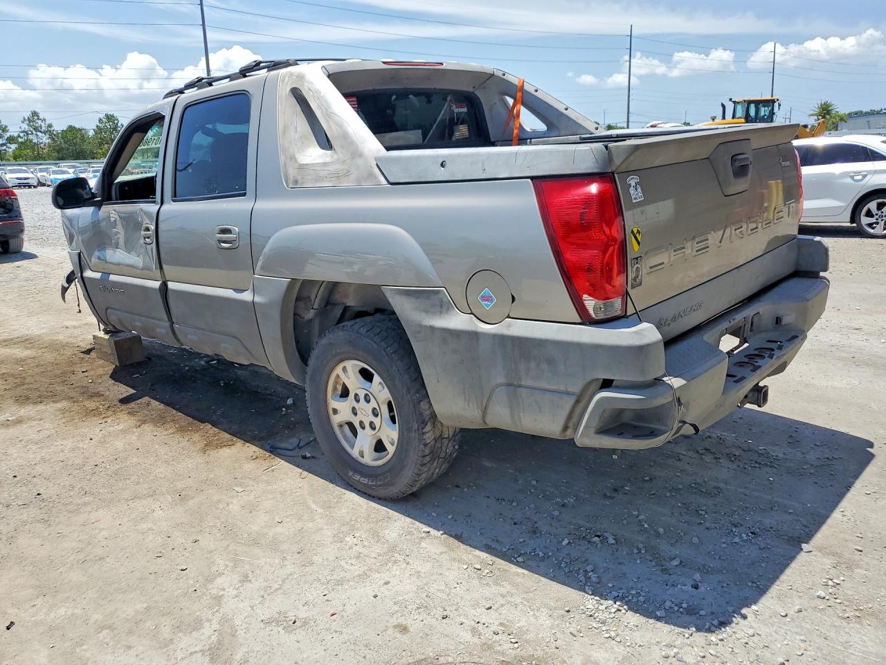2002 Chevrolet Avalanche C1500 Золотой vin: 3GNEC13T52G244709