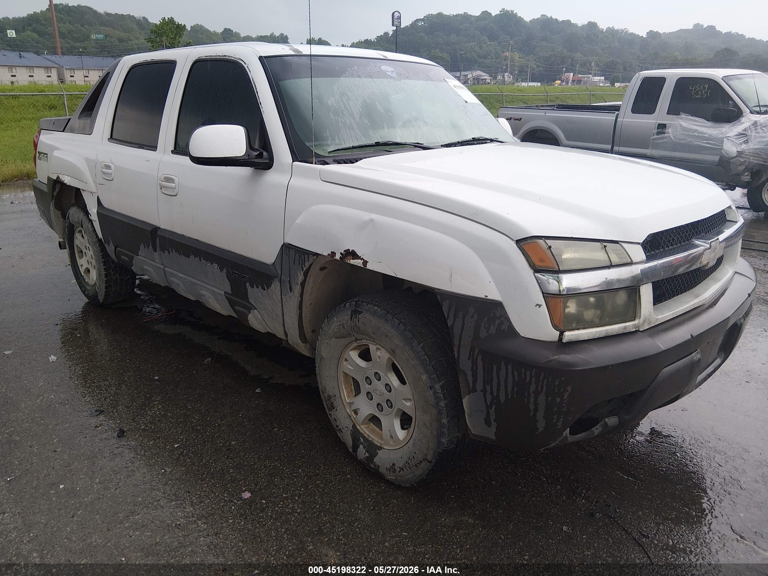 2003 Chevrolet Avalanche 1500   White vin: 3GNEC13T63G202471