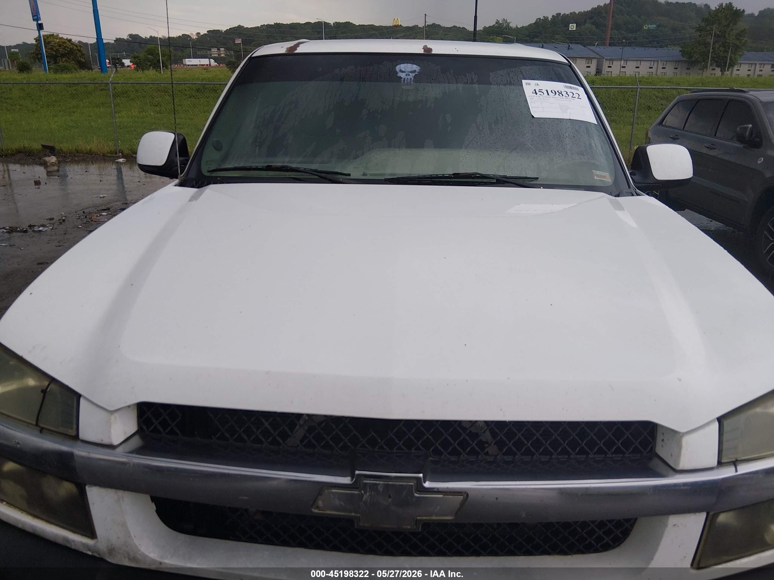 2003 Chevrolet Avalanche 1500   Белый vin: 3GNEC13T63G202471