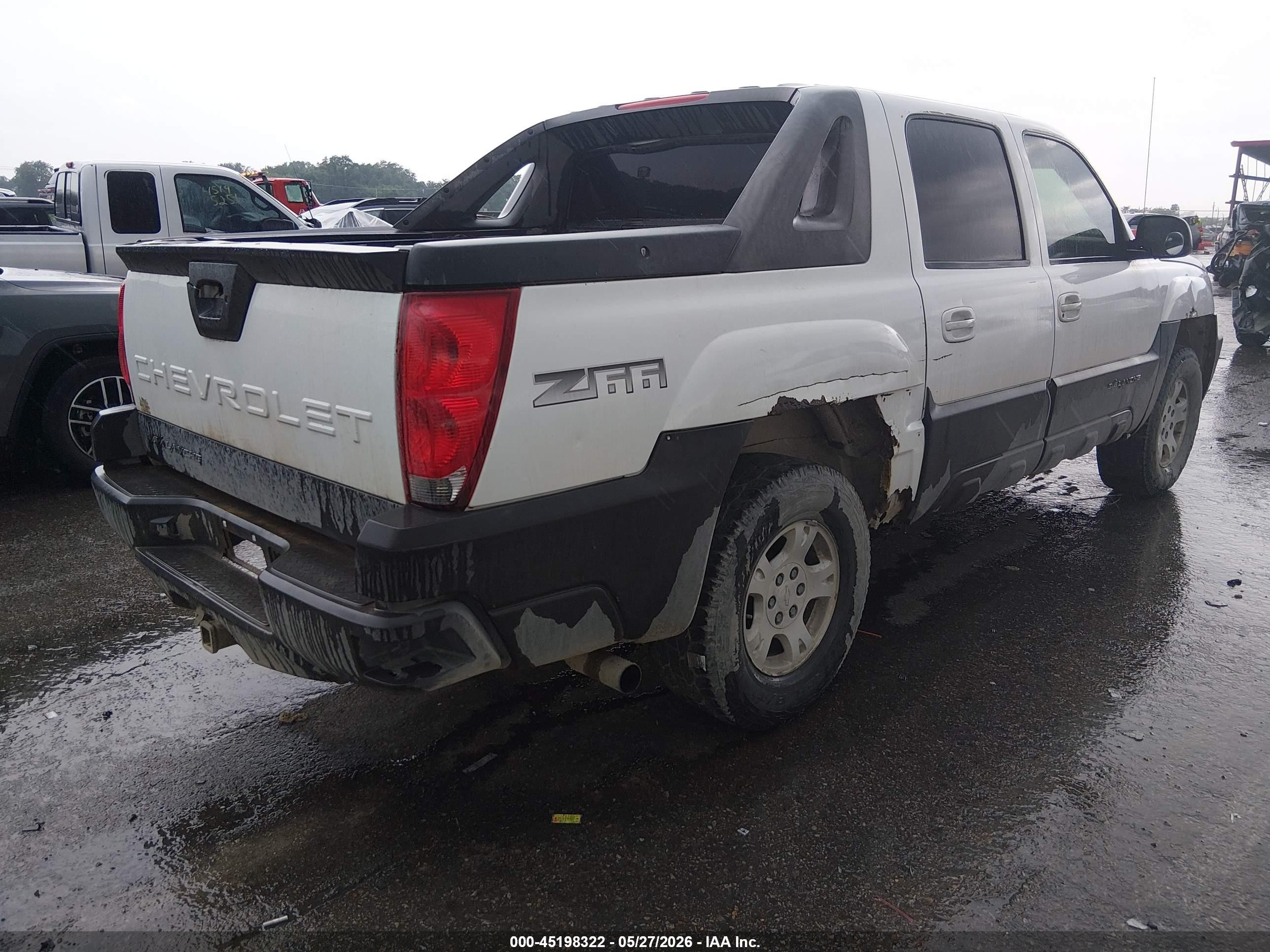 2003 Chevrolet Avalanche 1500   Белый vin: 3GNEC13T63G202471