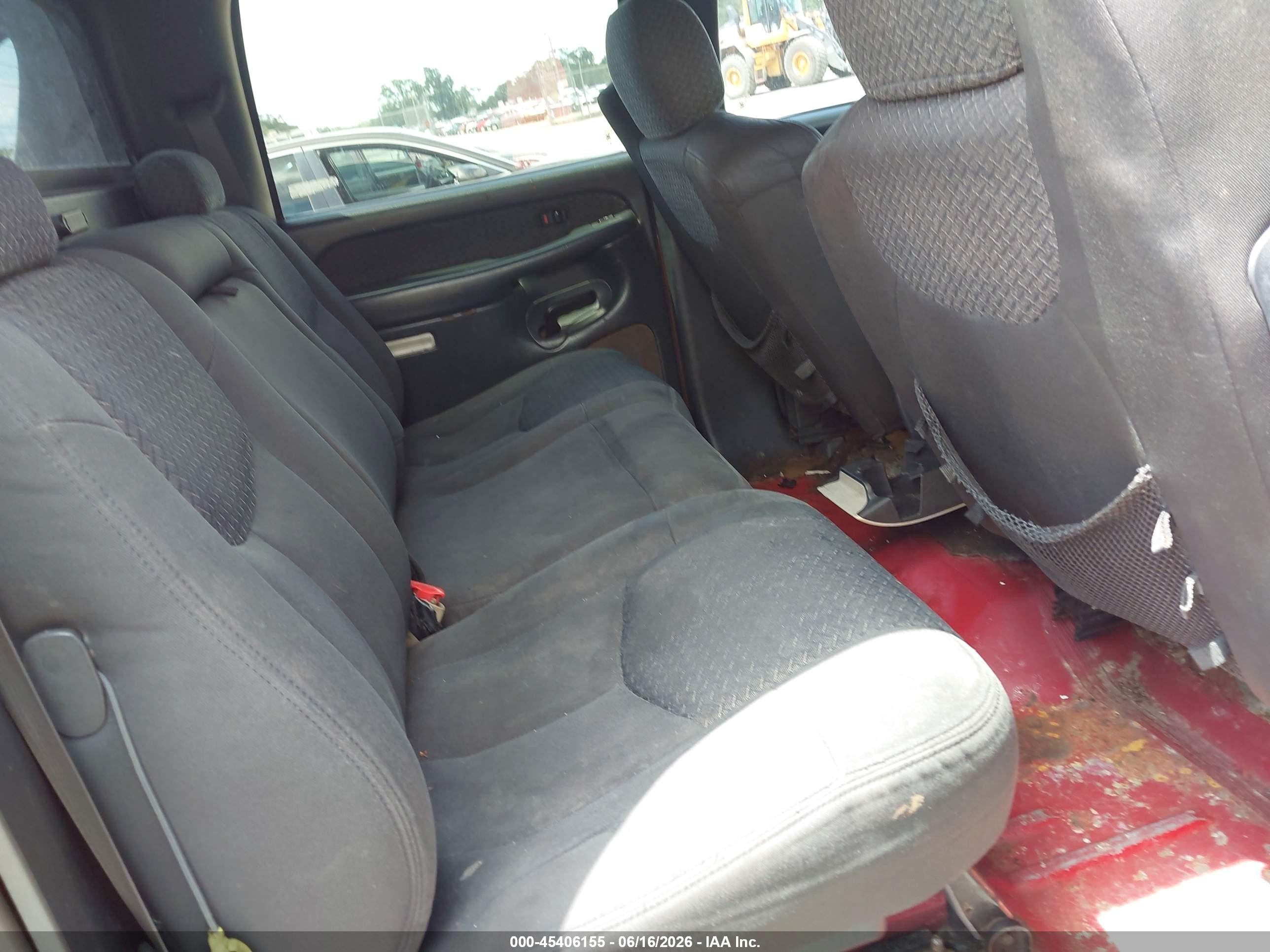 2002 Chevrolet Avalanche 1500   Red vin: 3GNEC13T72G156230