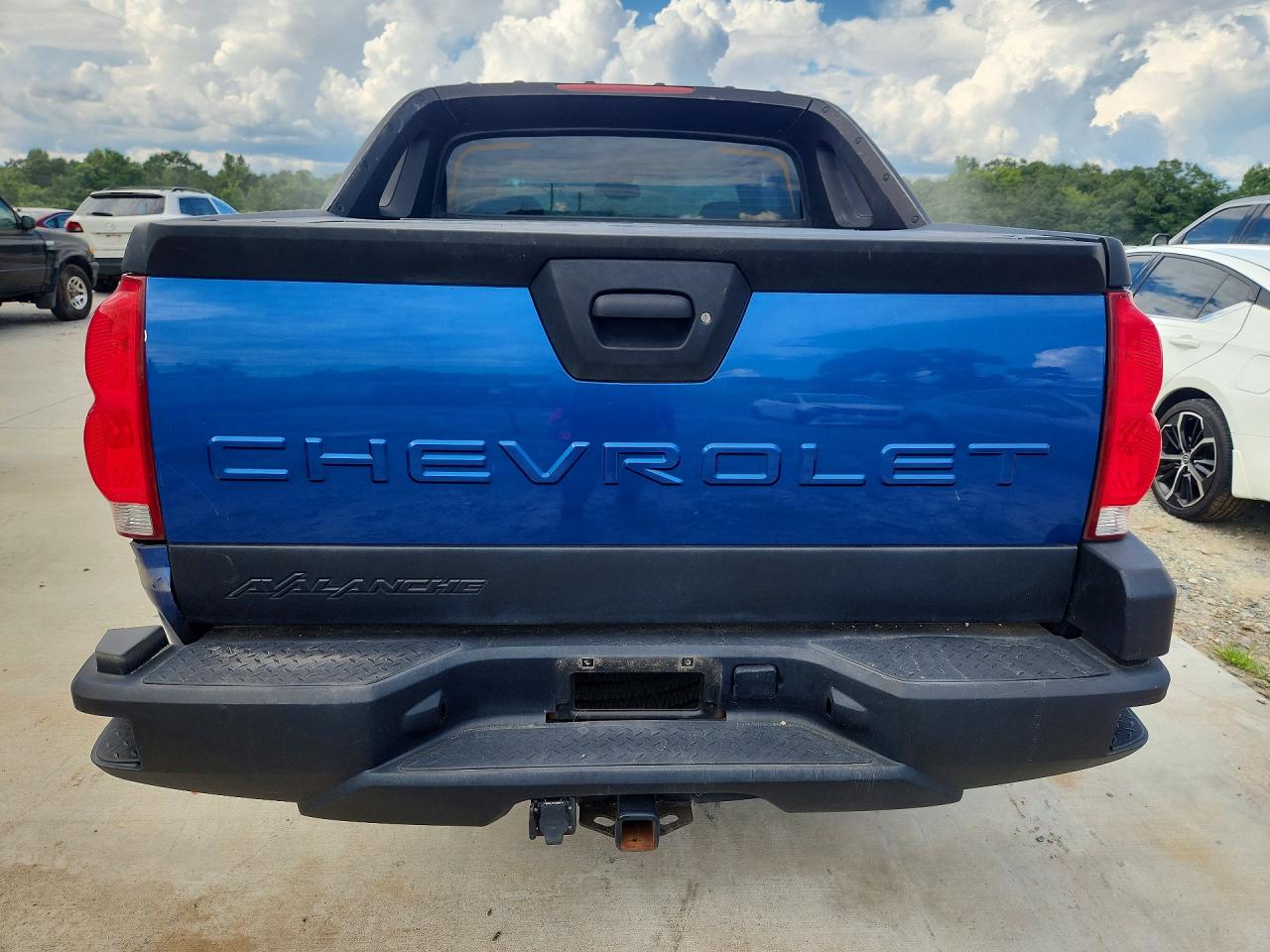 2003 Chevrolet Avalanche C1500 Blue vin: 3GNEC13T73G120880