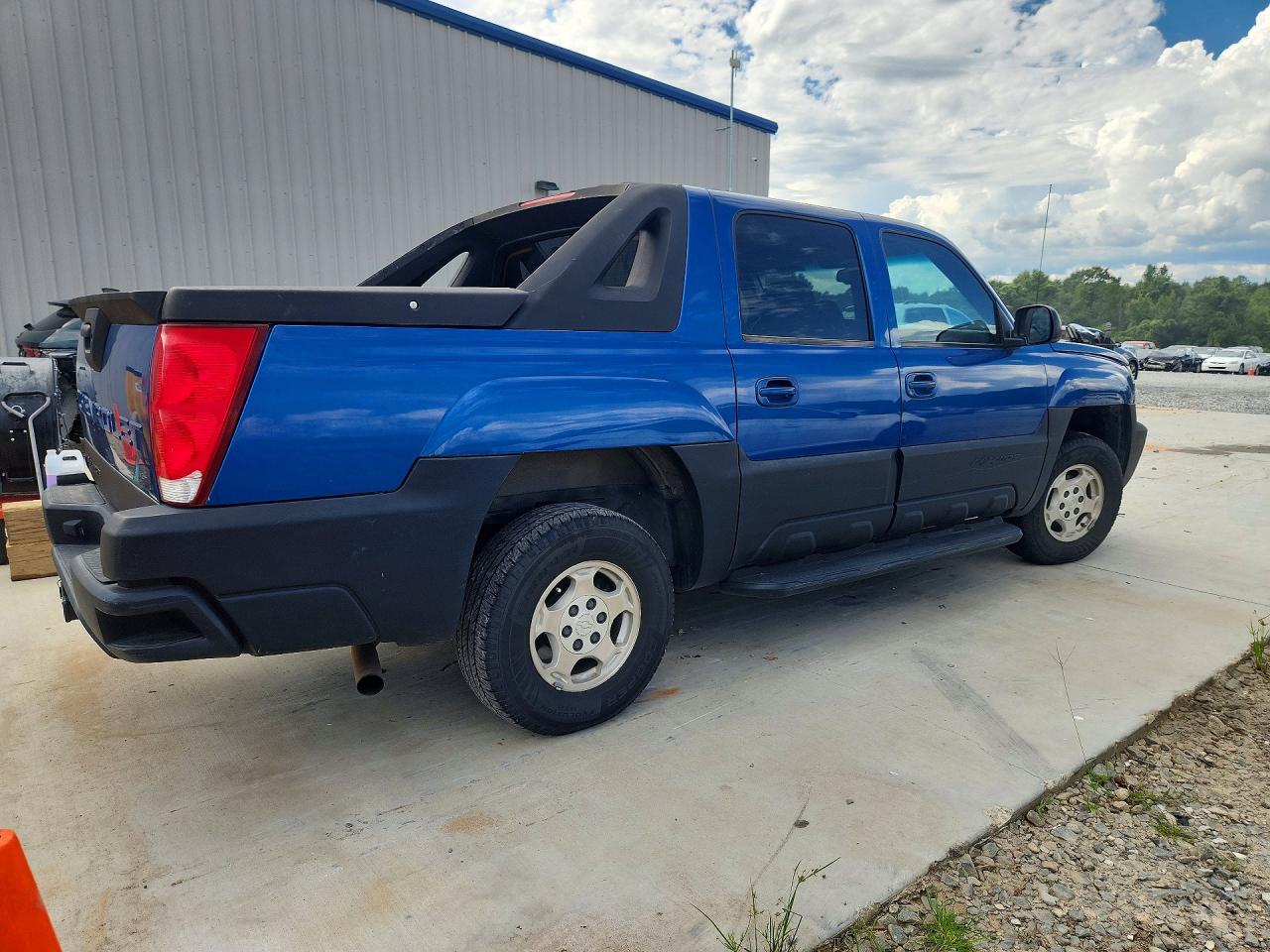 2003 Chevrolet Avalanche C1500 Blue vin: 3GNEC13T73G120880