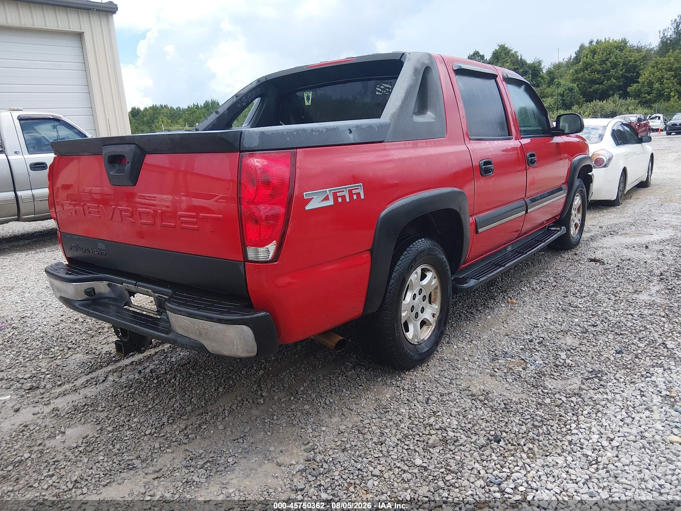 2003 Chevrolet Avalanche 1500   Red vin: 3GNEC13T73G314017