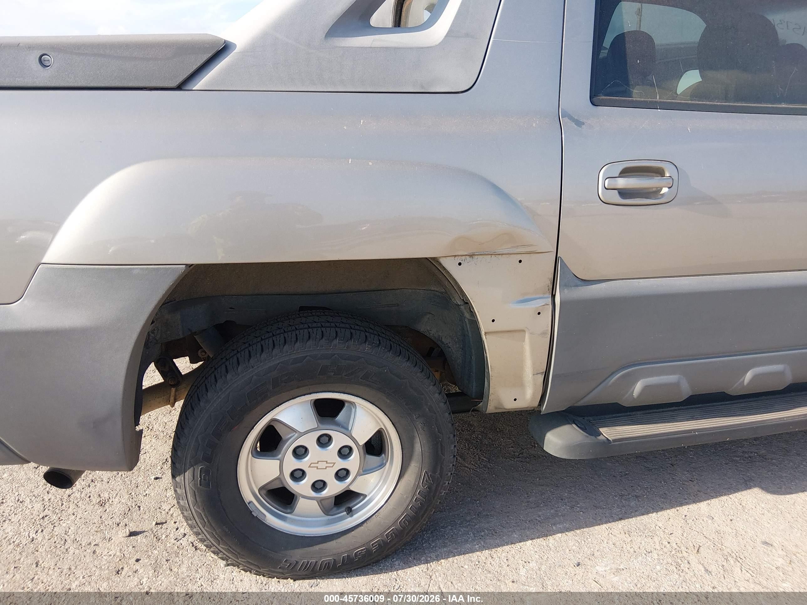 2002 Chevrolet Avalanche 1500   Бежевый vin: 3GNEC13T82G222106
