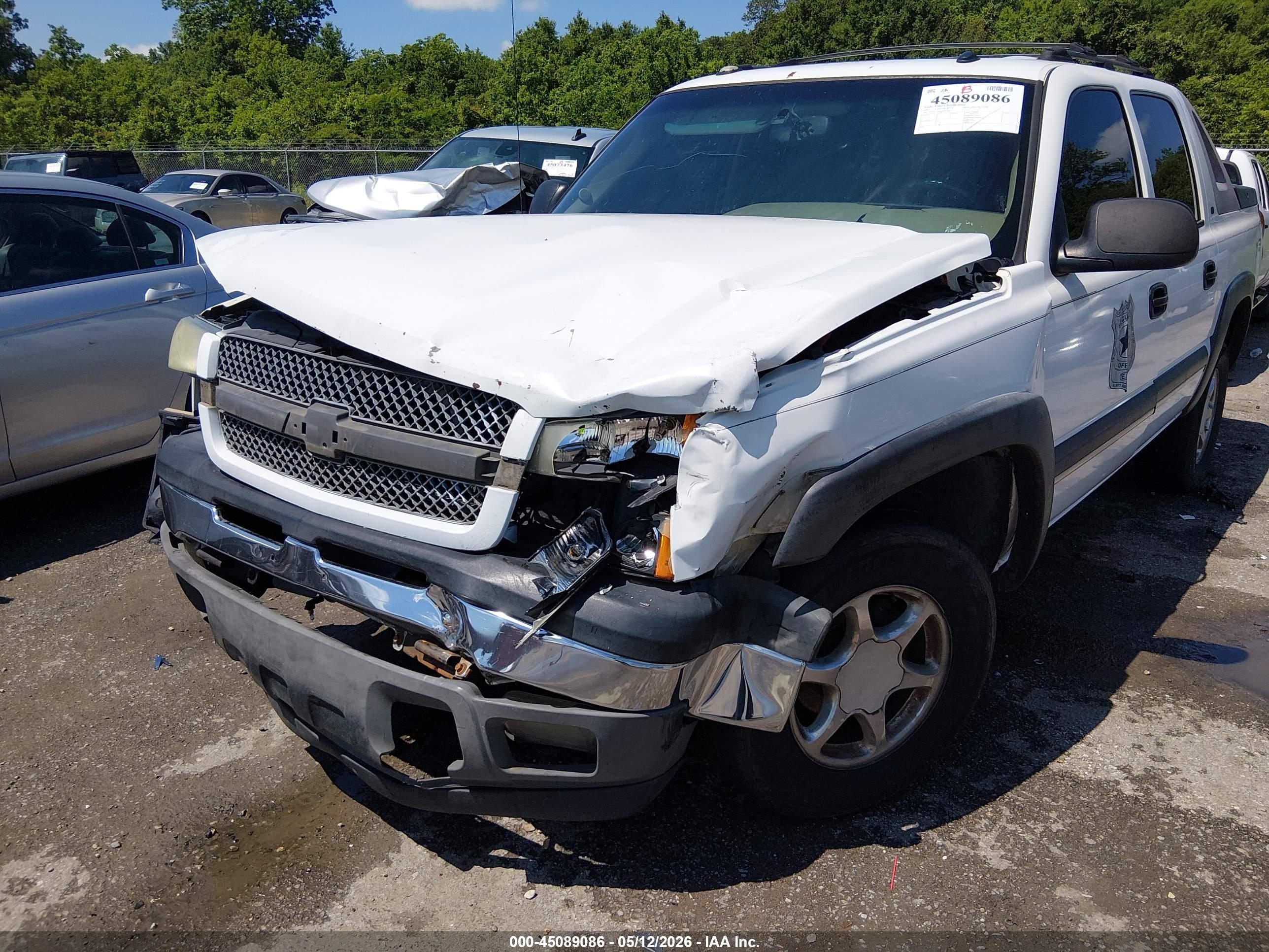2003 Chevrolet Avalanche 1500   White vin: 3GNEC13T83G251400