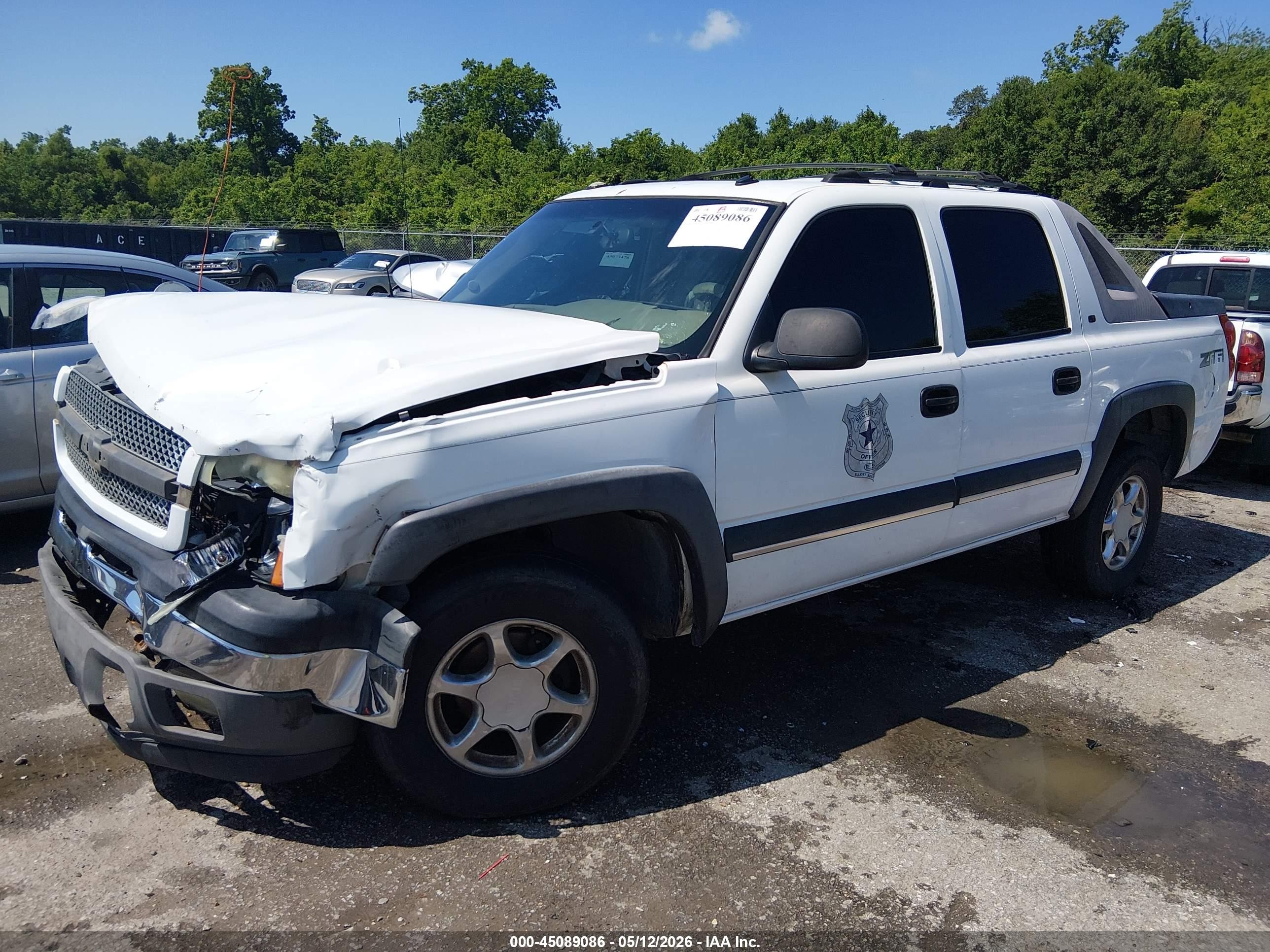 2003 Chevrolet Avalanche 1500   White vin: 3GNEC13T83G251400
