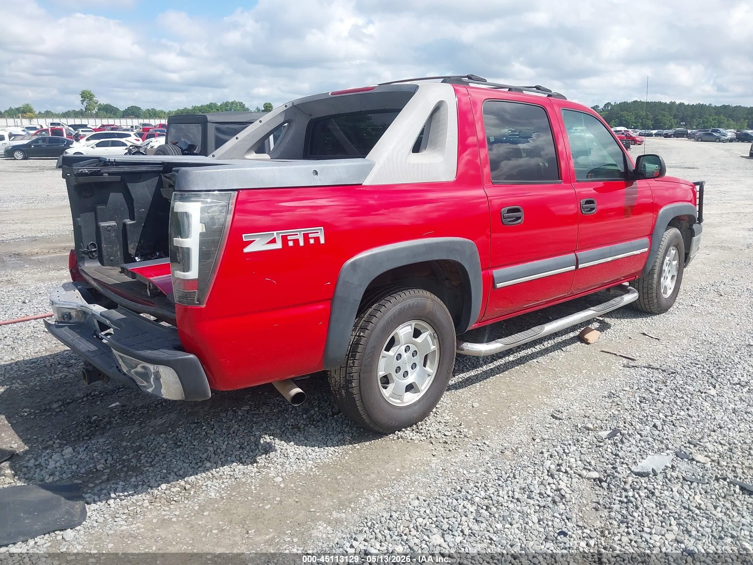 2003 Chevrolet Avalanche 1500   Red vin: 3GNEC13T83G327584