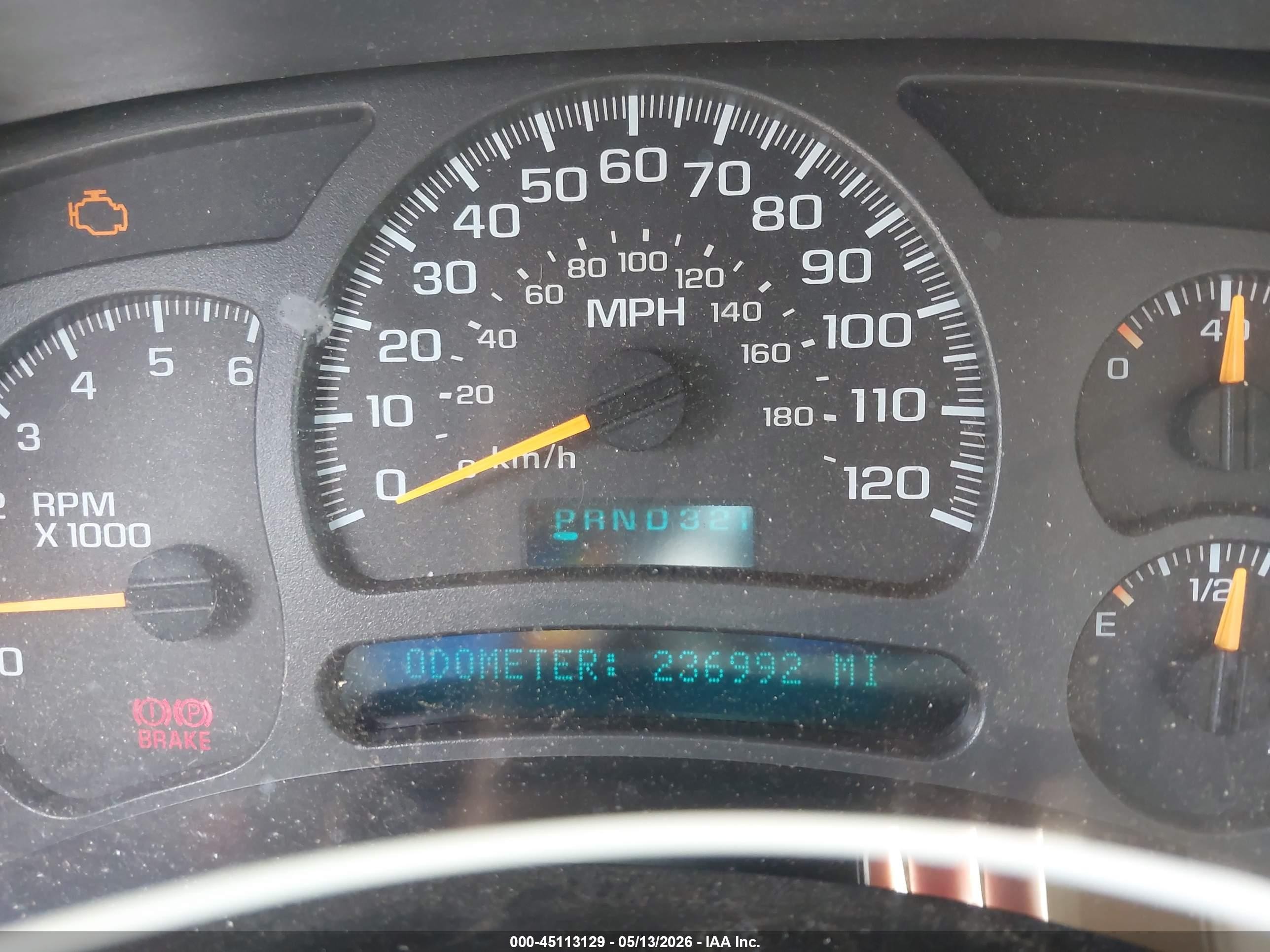 2003 Chevrolet Avalanche 1500   Red vin: 3GNEC13T83G327584