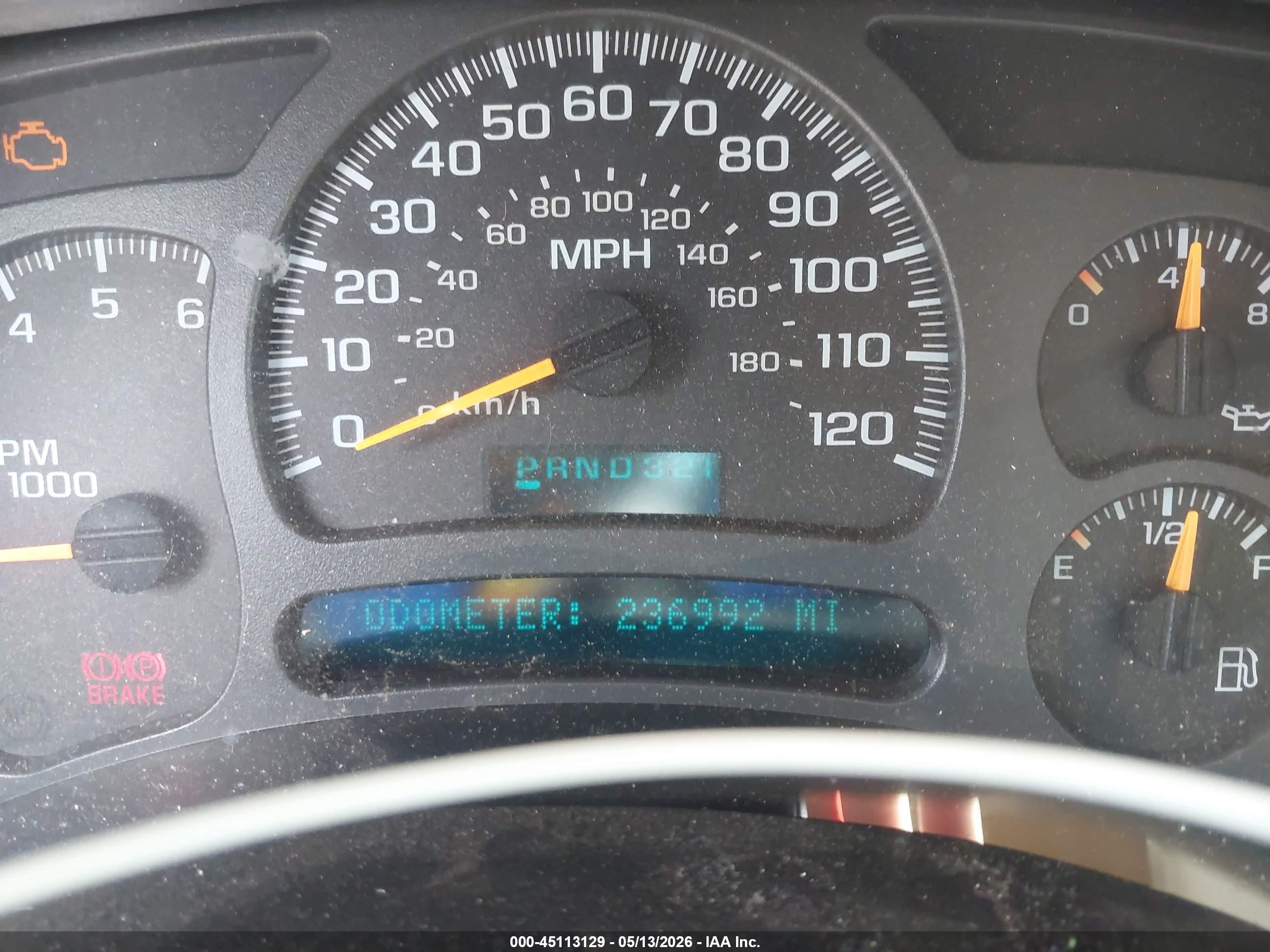 2003 Chevrolet Avalanche 1500   Red vin: 3GNEC13T83G327584