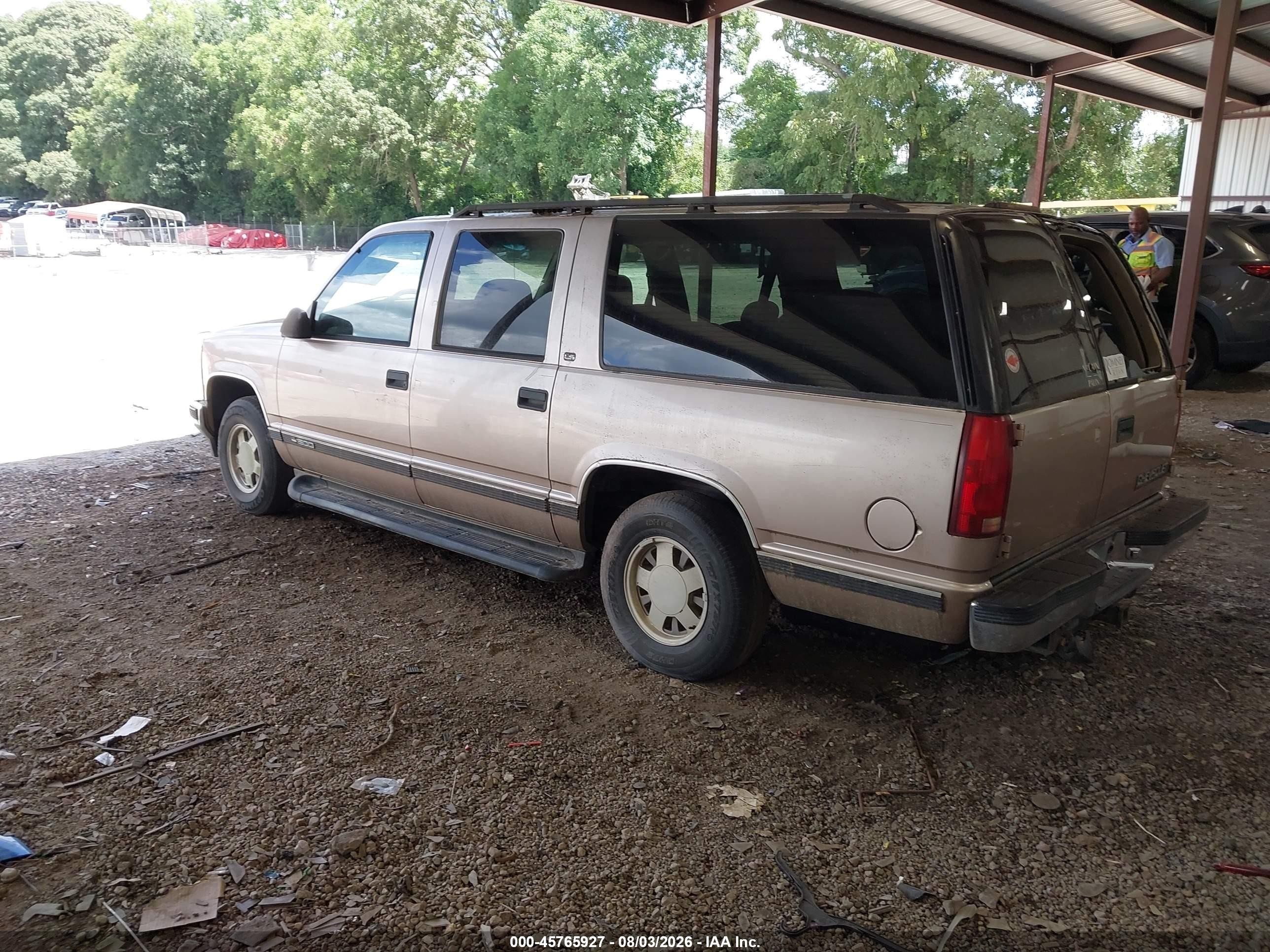 1999 Chevrolet Suburban Lt Brown vin: 3GNEC16R0XG188802