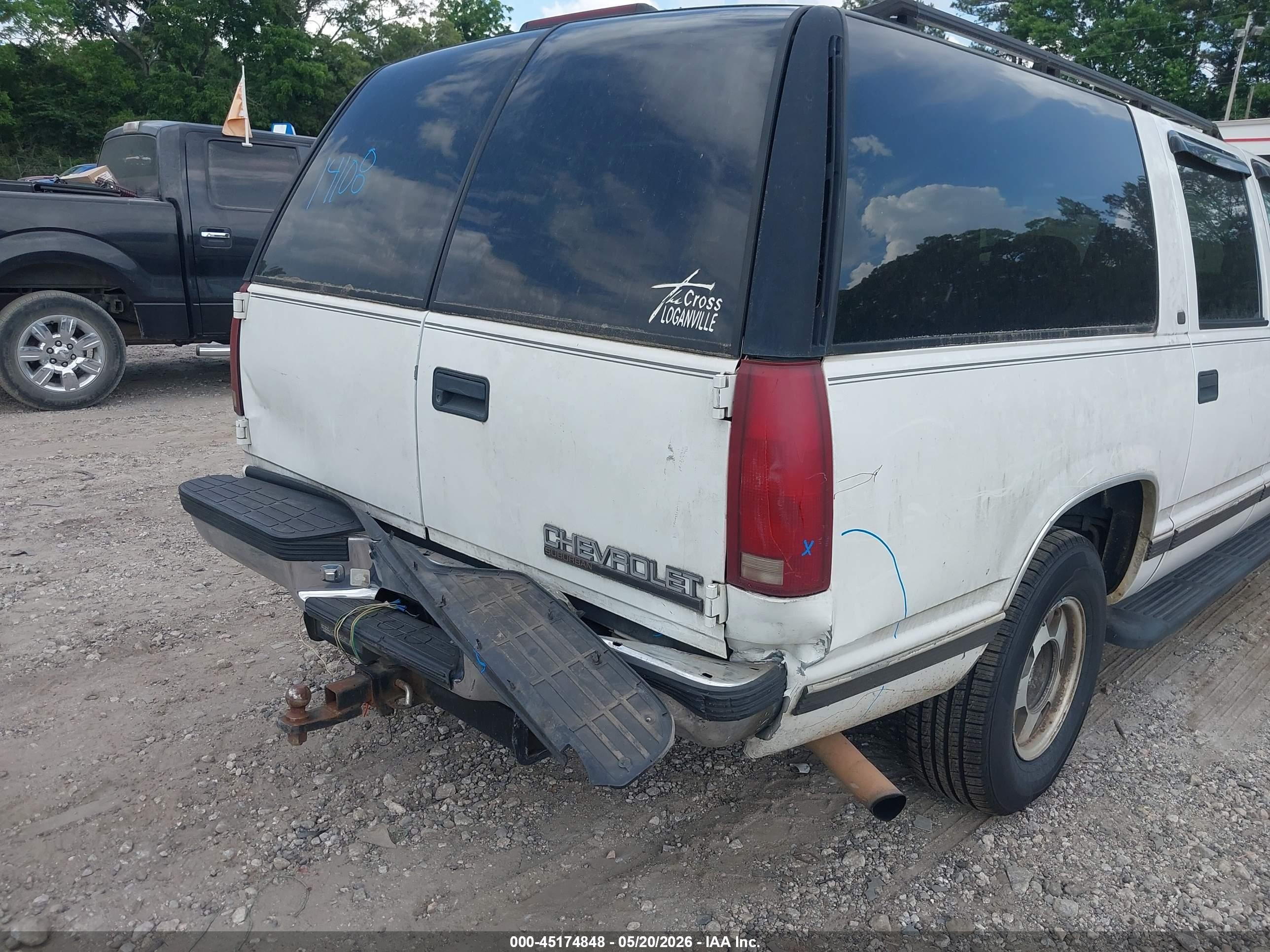 1999 Chevrolet Suburban 1500 Lt White vin: 3GNEC16R0XG246763