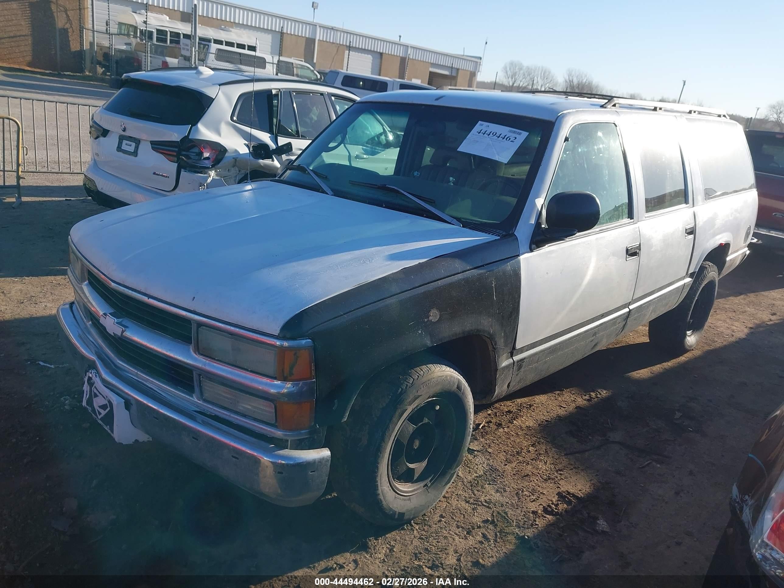 1997 Chevrolet Suburban 1500   Белый vin: 3GNEC16R3VG153085