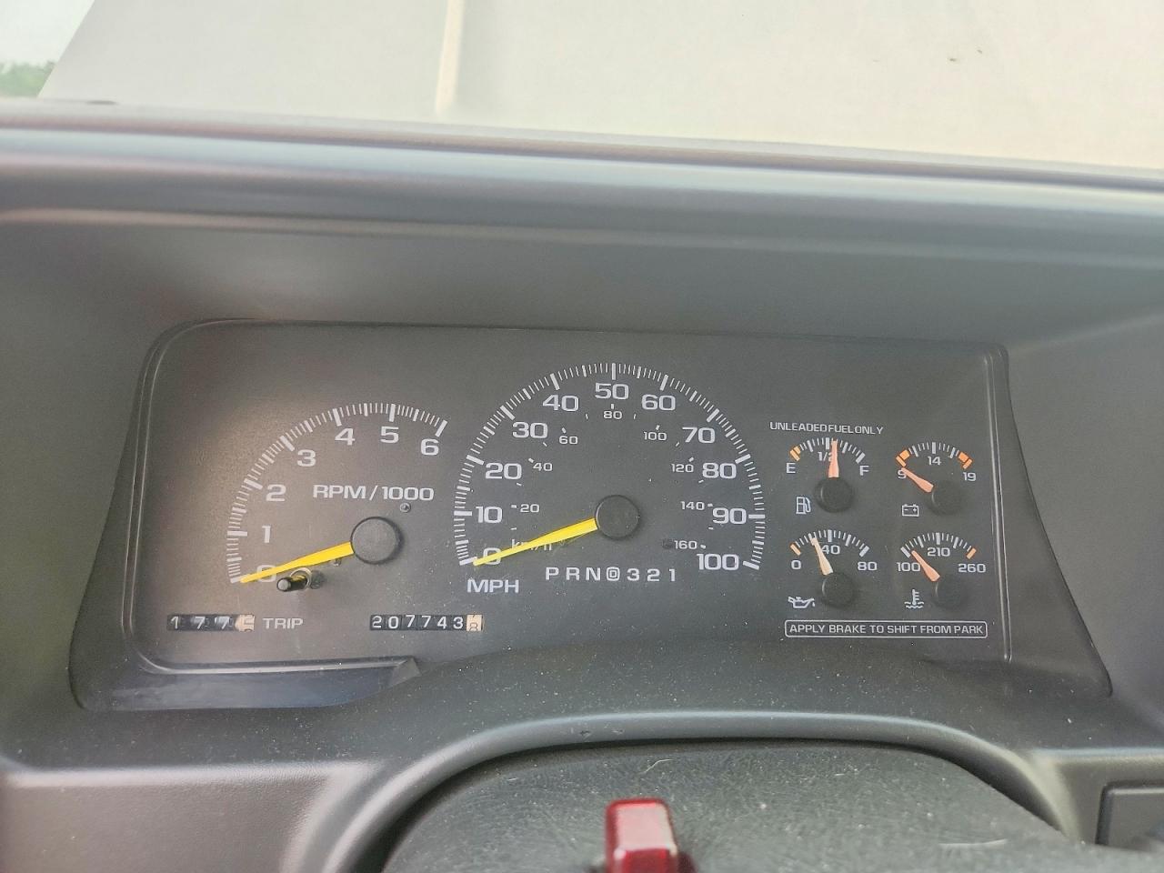 1999 Chevrolet Suburban C1500 Tan vin: 3GNEC16R3XG143255