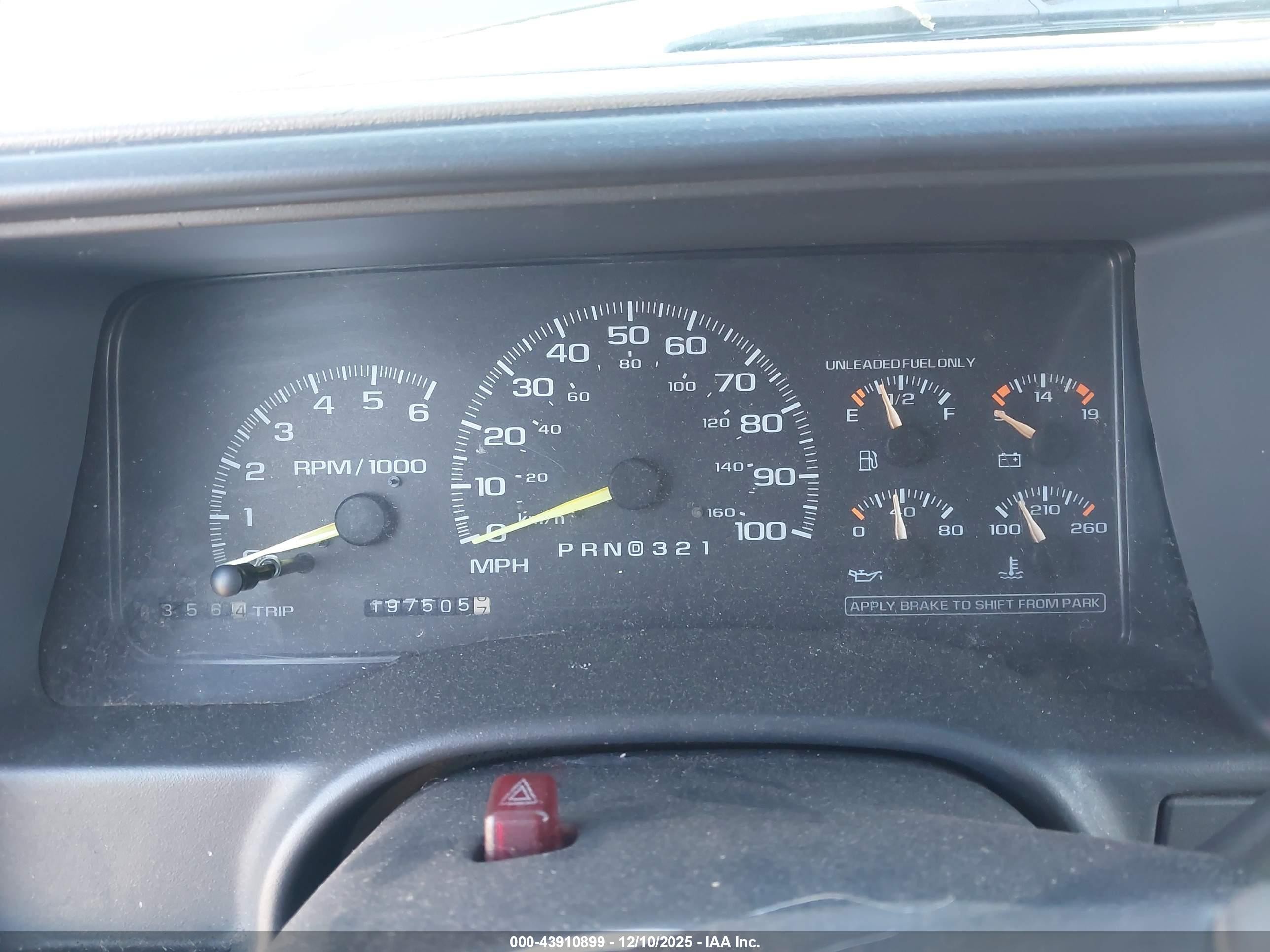 1998 Chevrolet Suburban 1500   Brown vin: 3GNEC16R4WG115396