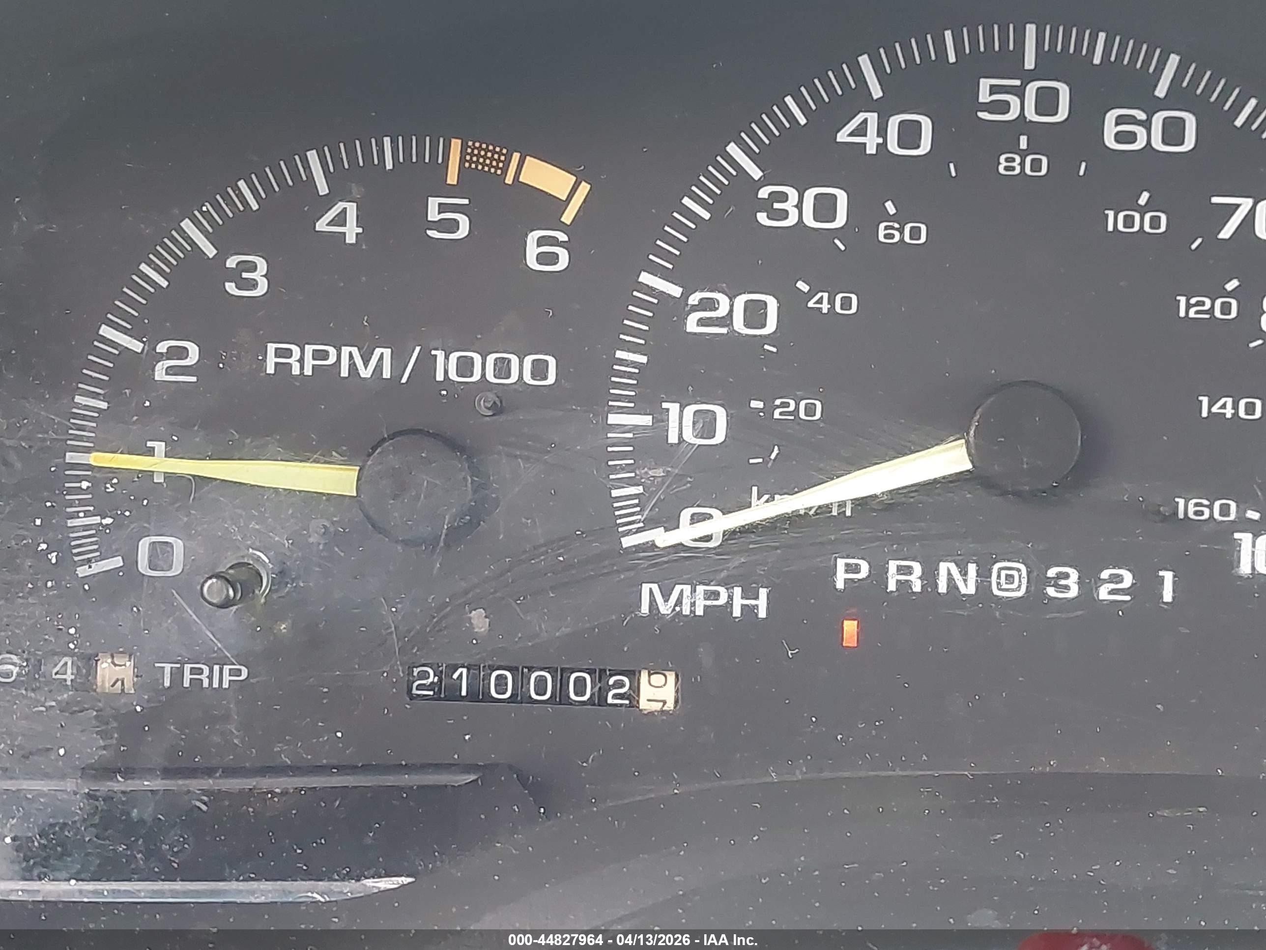 1996 Chevrolet Suburban C1500 Green vin: 3GNEC16R6TG169844