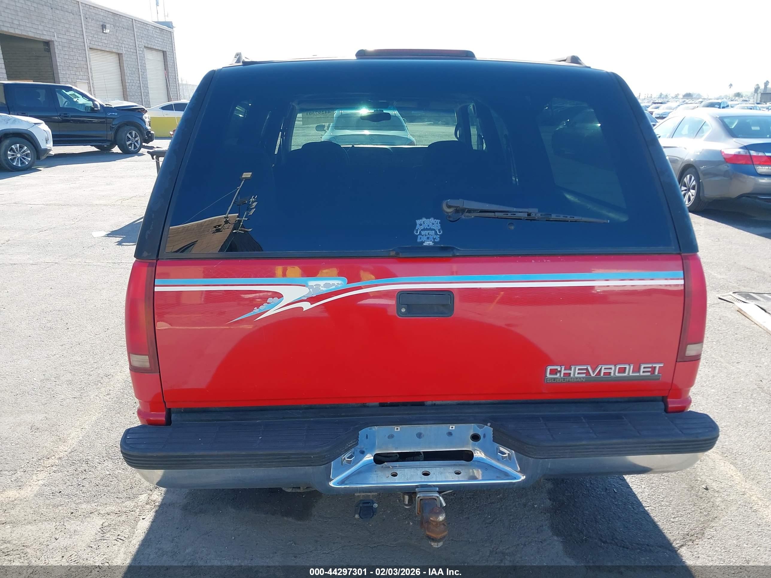 1997 Chevrolet Suburban 1500   Red vin: 3GNEC16R6VG170043