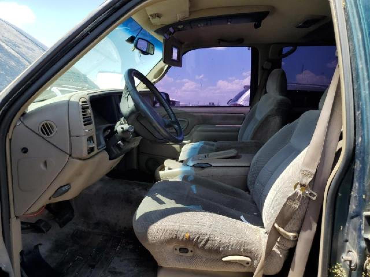 1997 Chevrolet Suburban C1500 Green vin: 3GNEC16R6VG173251