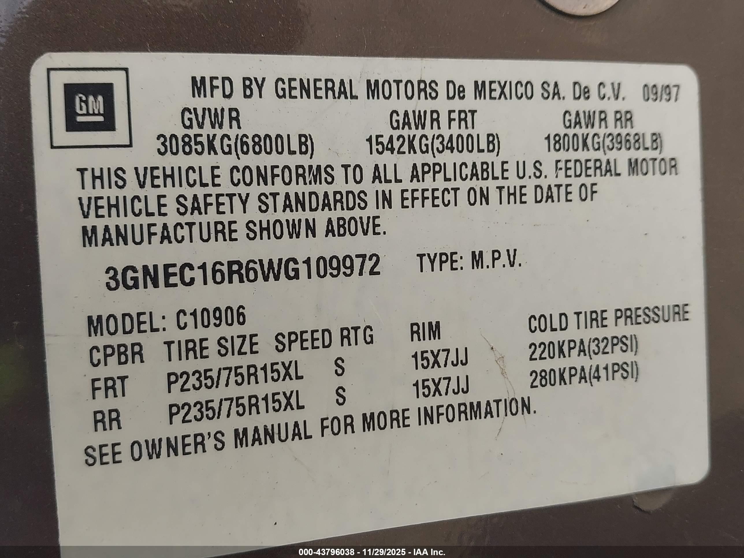 1998 Chevrolet Suburban 1500   Brown vin: 3GNEC16R6WG109972