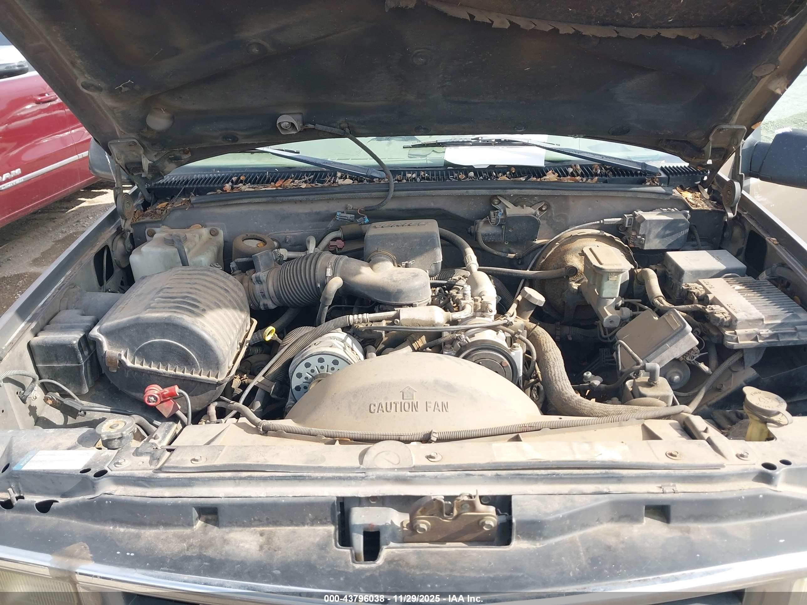 1998 Chevrolet Suburban 1500   Brown vin: 3GNEC16R6WG109972