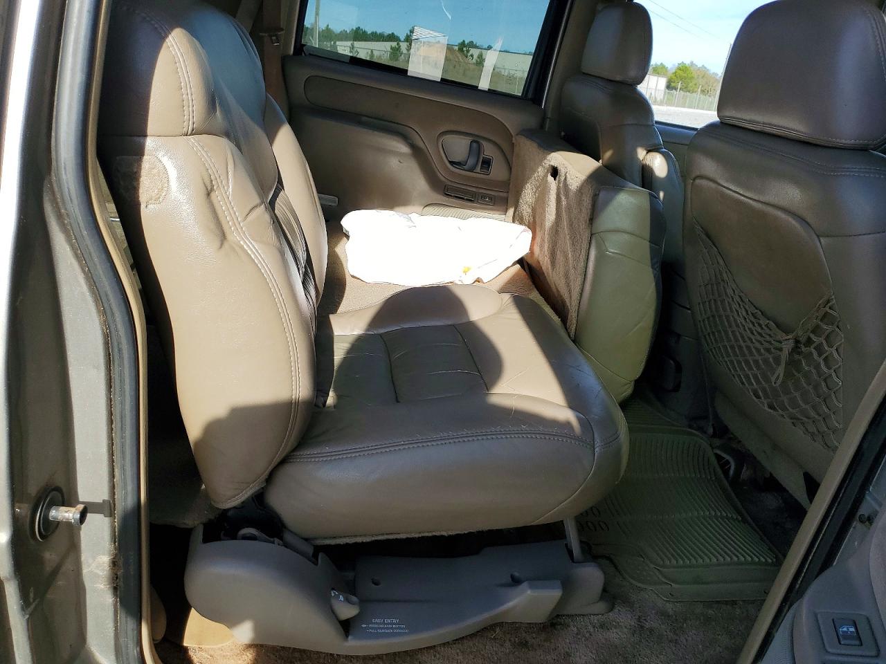 1999 Chevrolet Suburban C1500 Tan vin: 3GNEC16R6XG121136