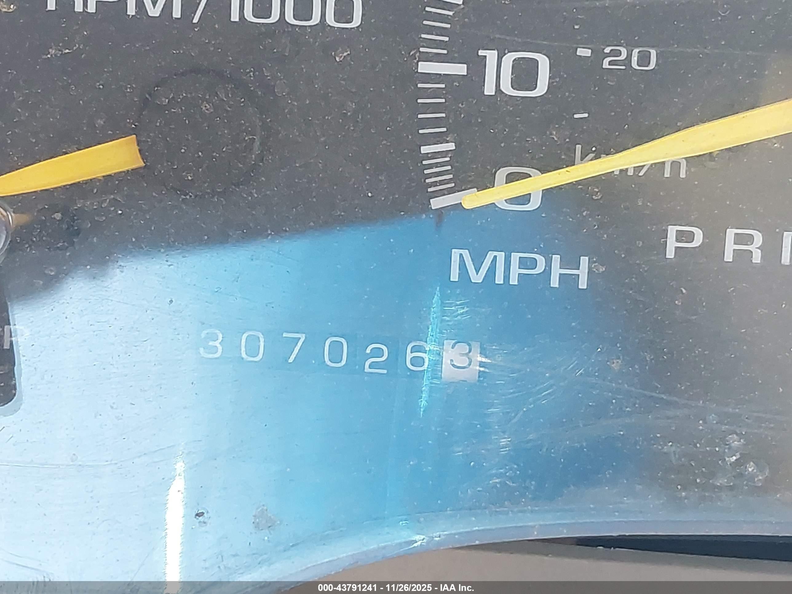 1997 Chevrolet Suburban 1500   Burgundy vin: 3GNEC16R7VG149539