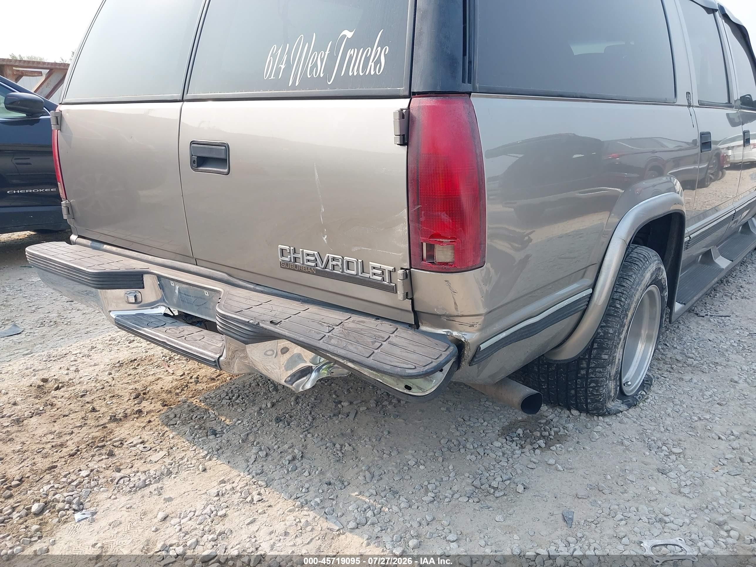 1999 Chevrolet Suburban Lt Tan vin: 3GNEC16R8XG162920