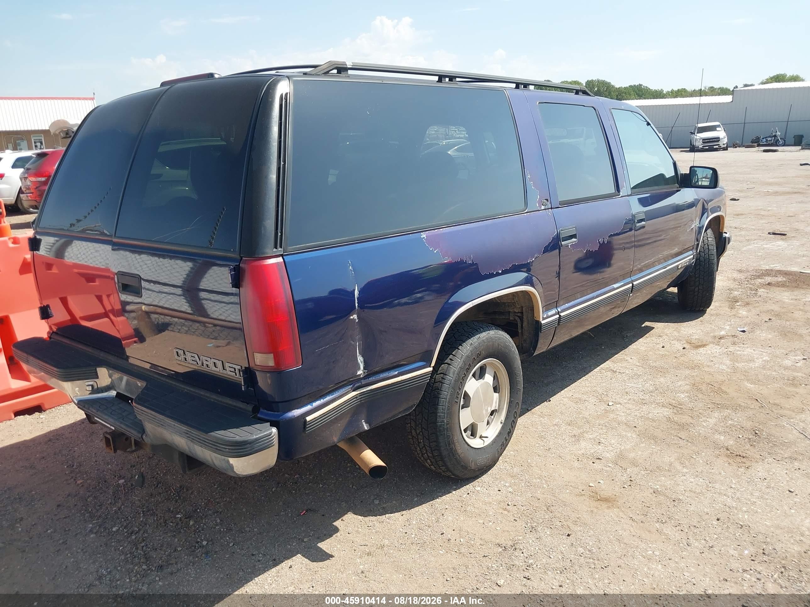 1999 Chevrolet Suburban Lt Синий vin: 3GNEC16R8XG266503