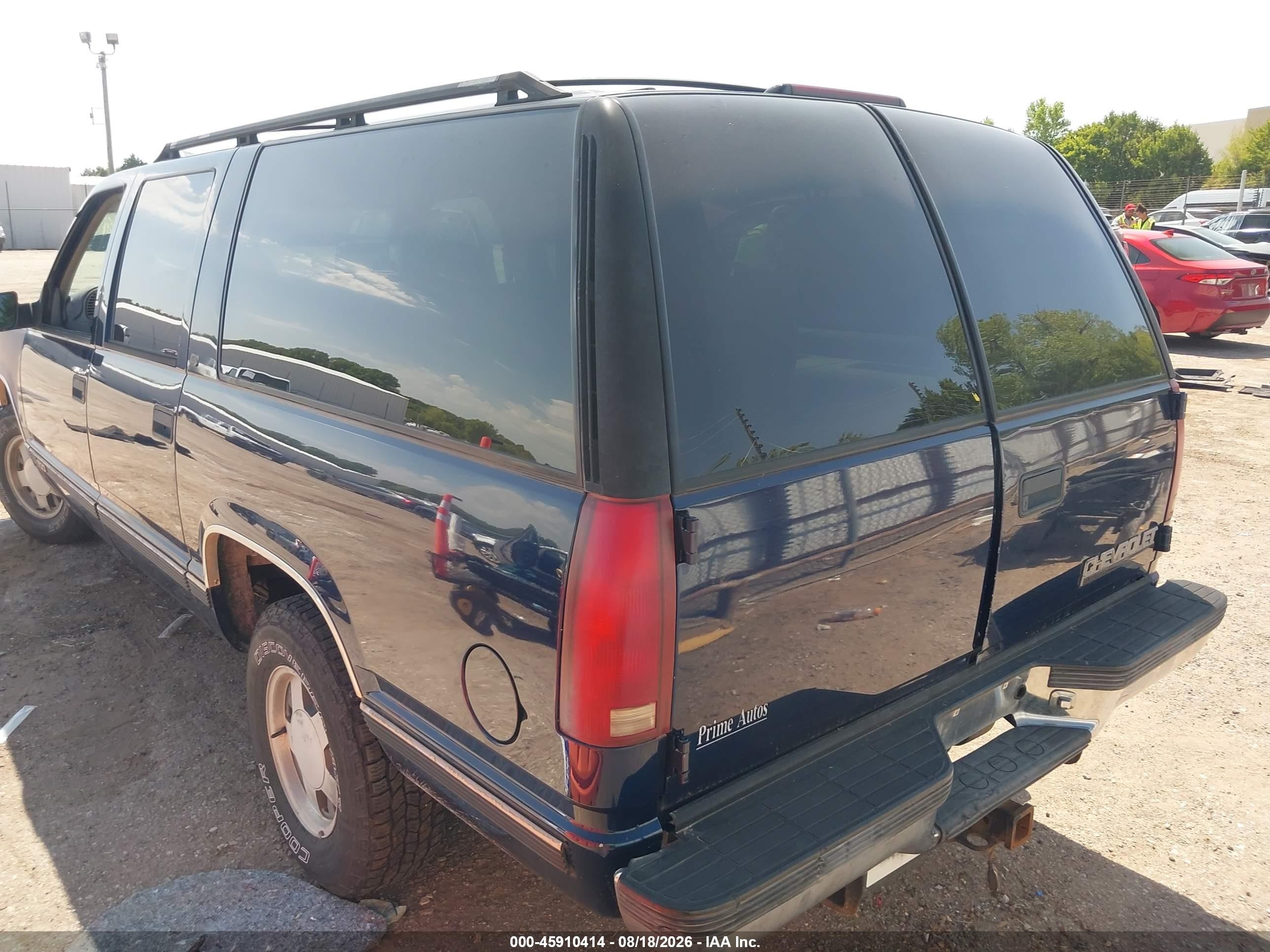 1999 Chevrolet Suburban Lt Синий vin: 3GNEC16R8XG266503