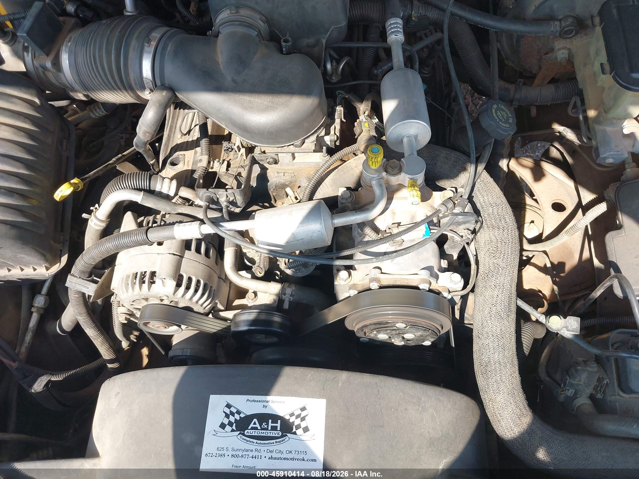 1999 Chevrolet Suburban Lt Синий vin: 3GNEC16R8XG266503